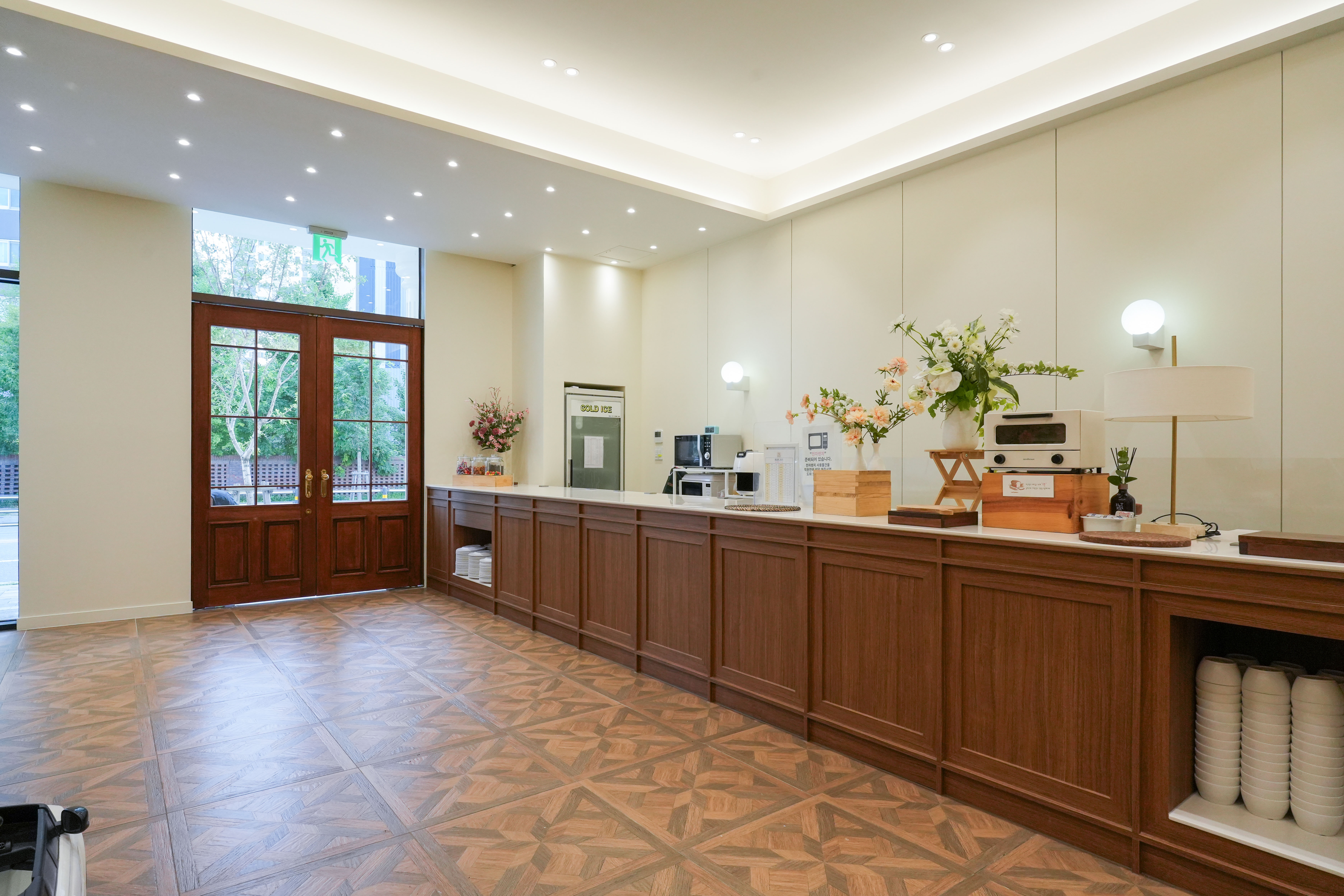 PARTY ROOM : : SIGNATURE PARTY PLACE
