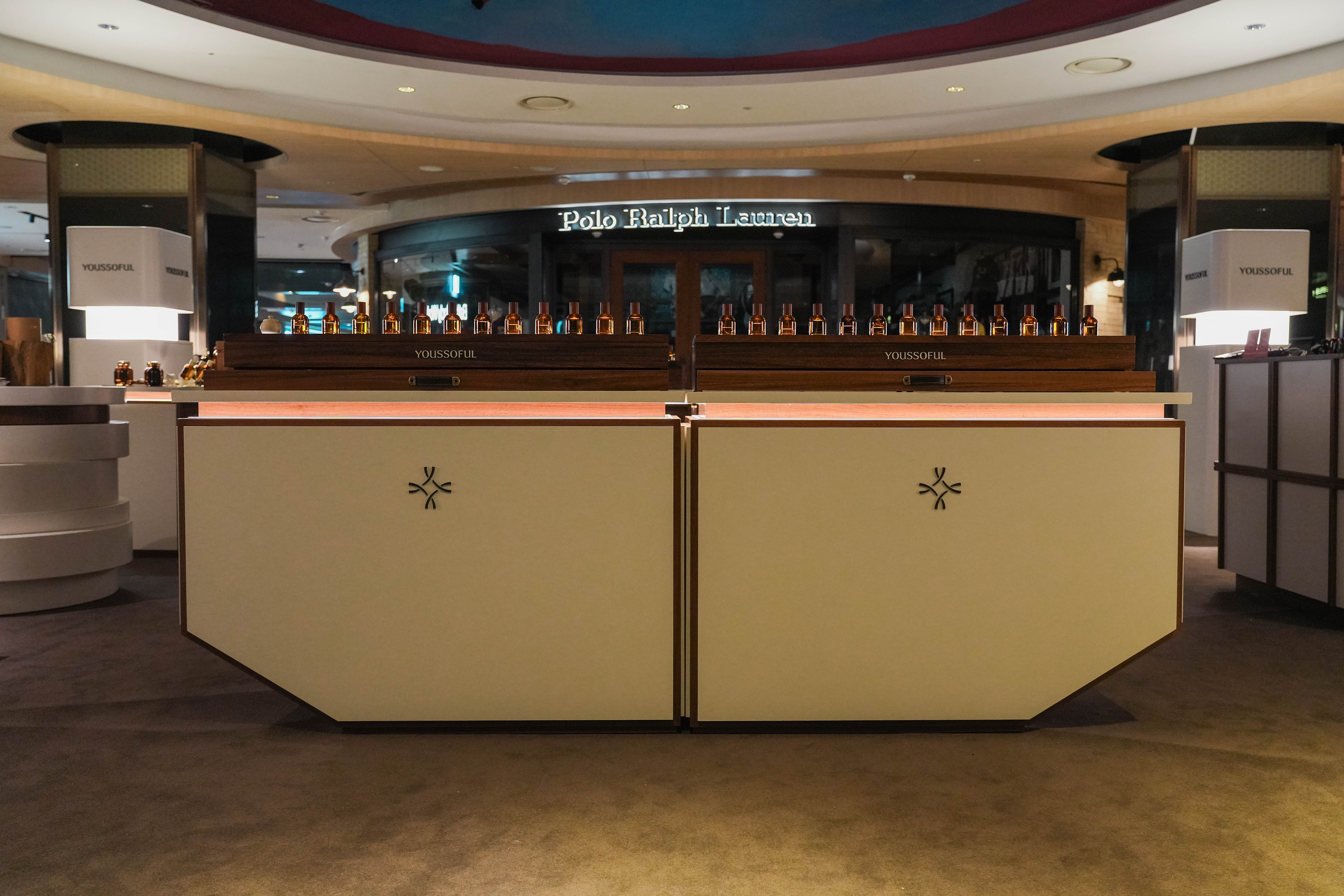 BRAND DEPARTMENT STORE : : Youssoful_Seoul
