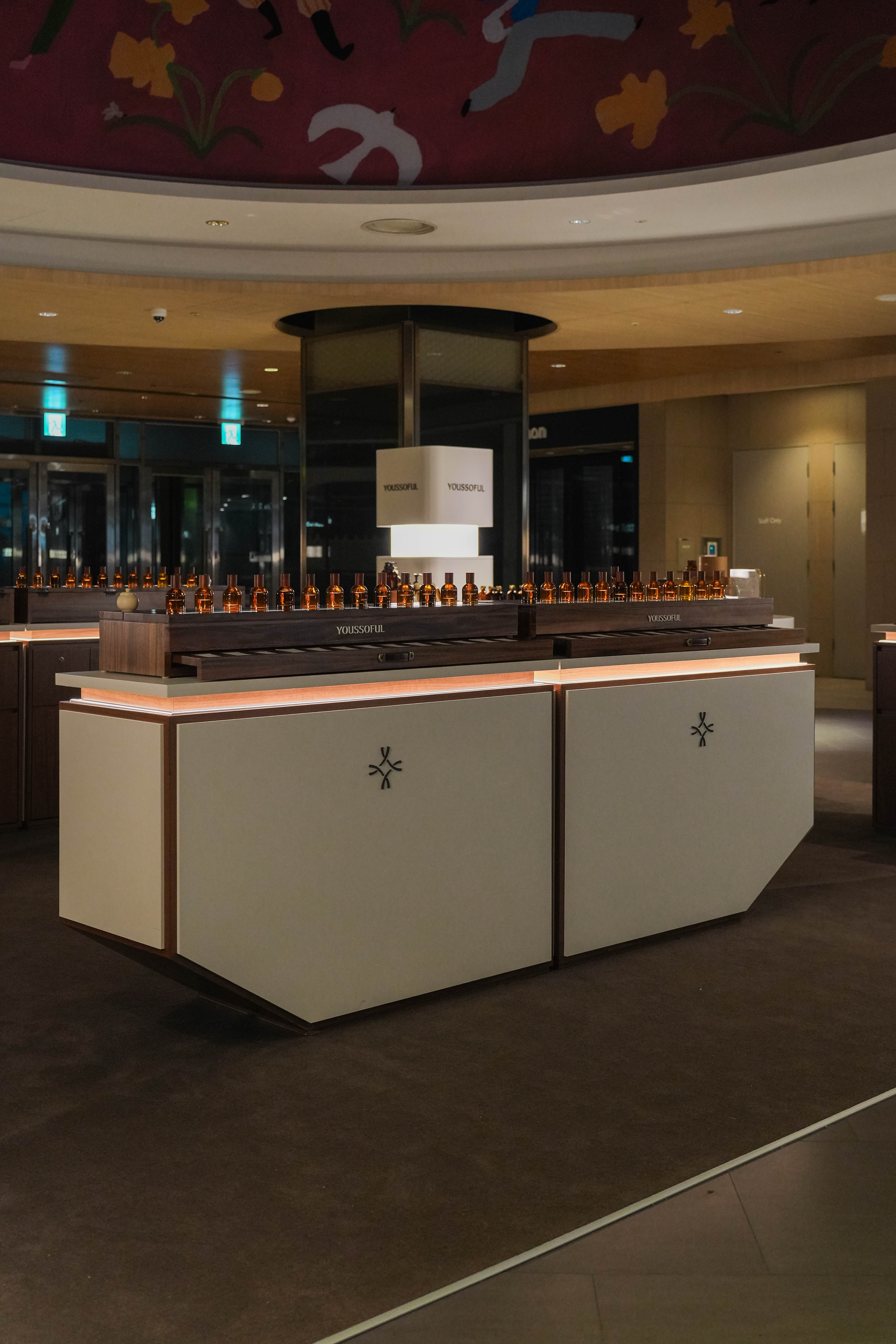 BRAND DEPARTMENT STORE : : Youssoful_Seoul