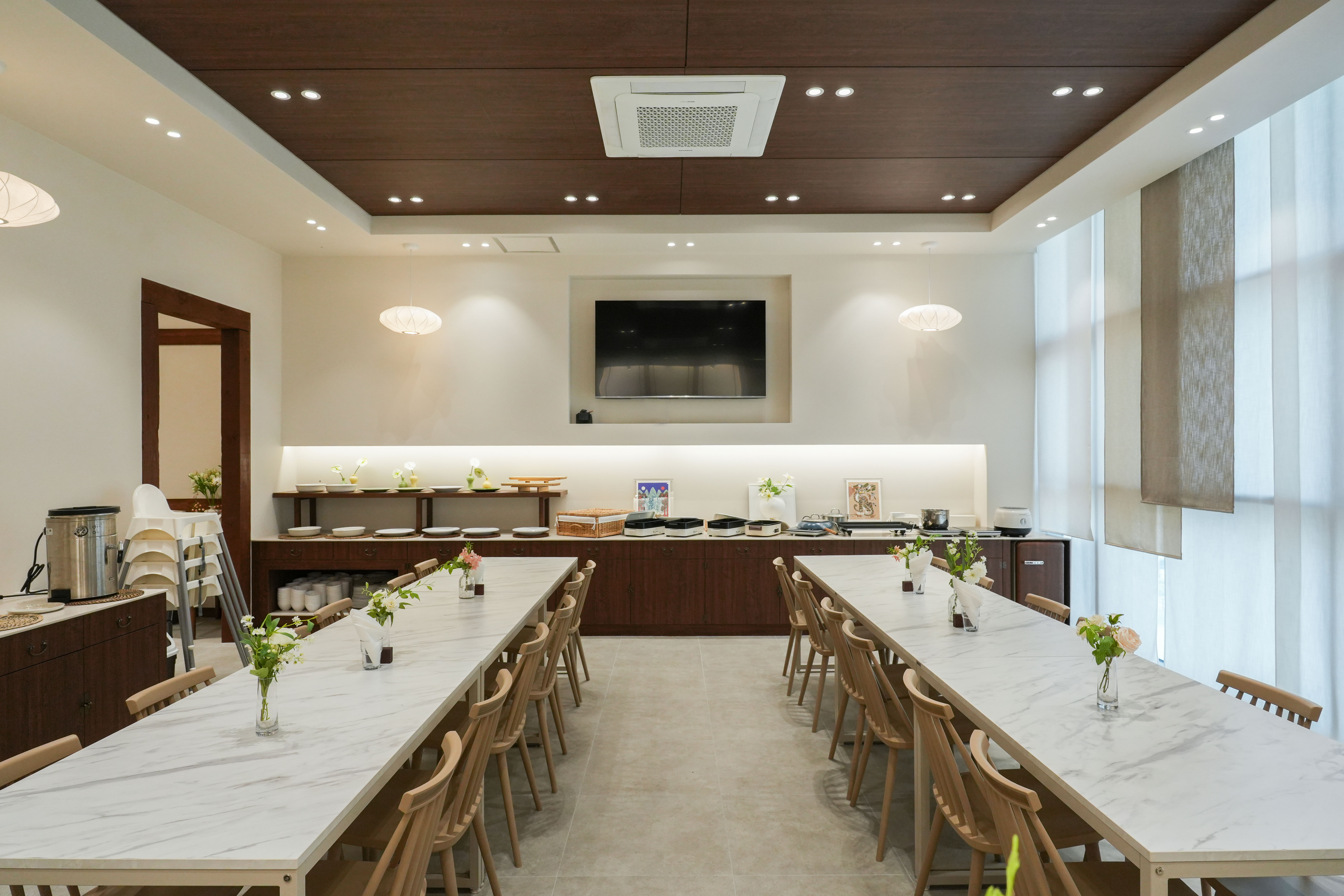 PARTY ROOM : : SIGNATURE PARTY PLACE