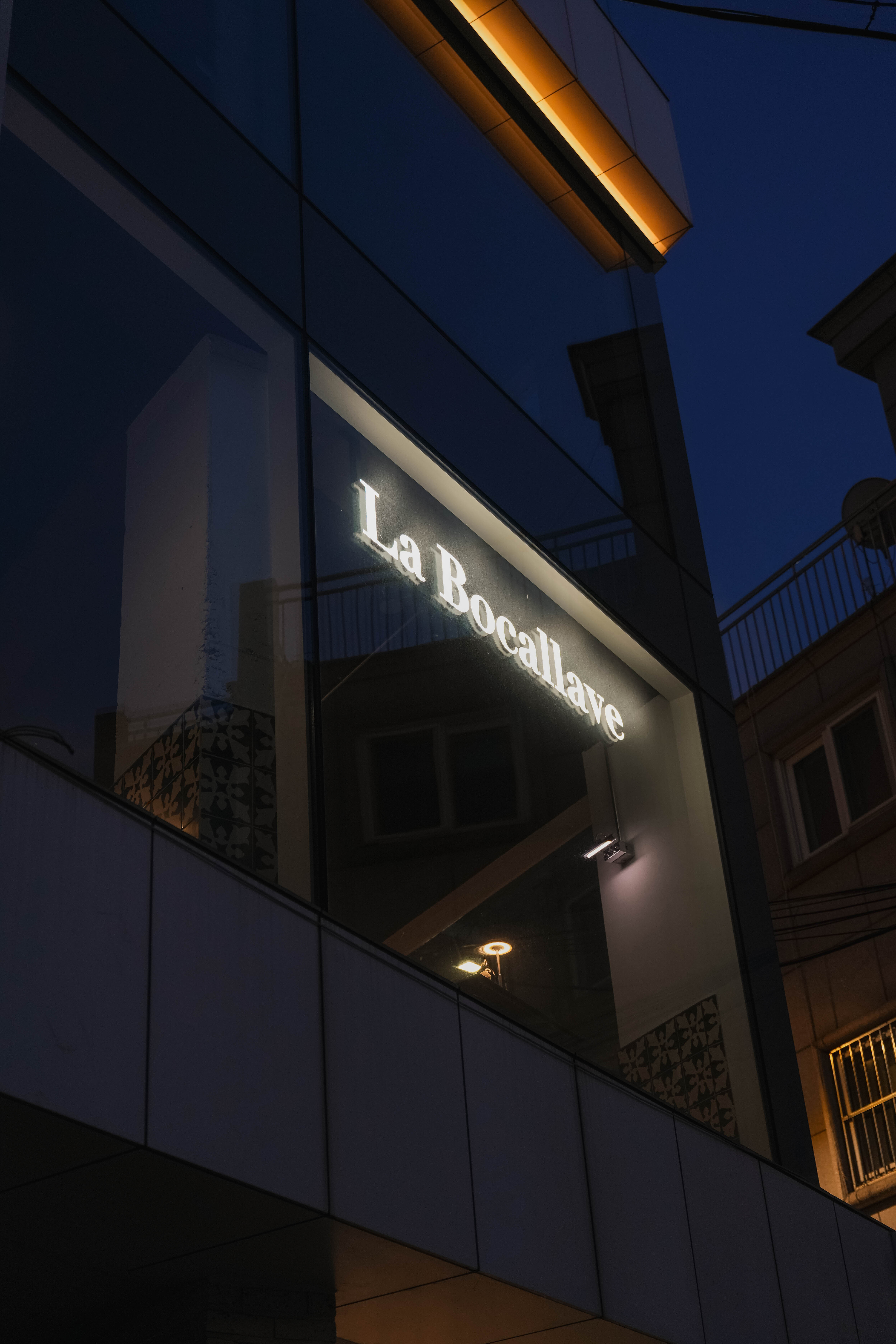 RESTAURANT : : La Bocallave