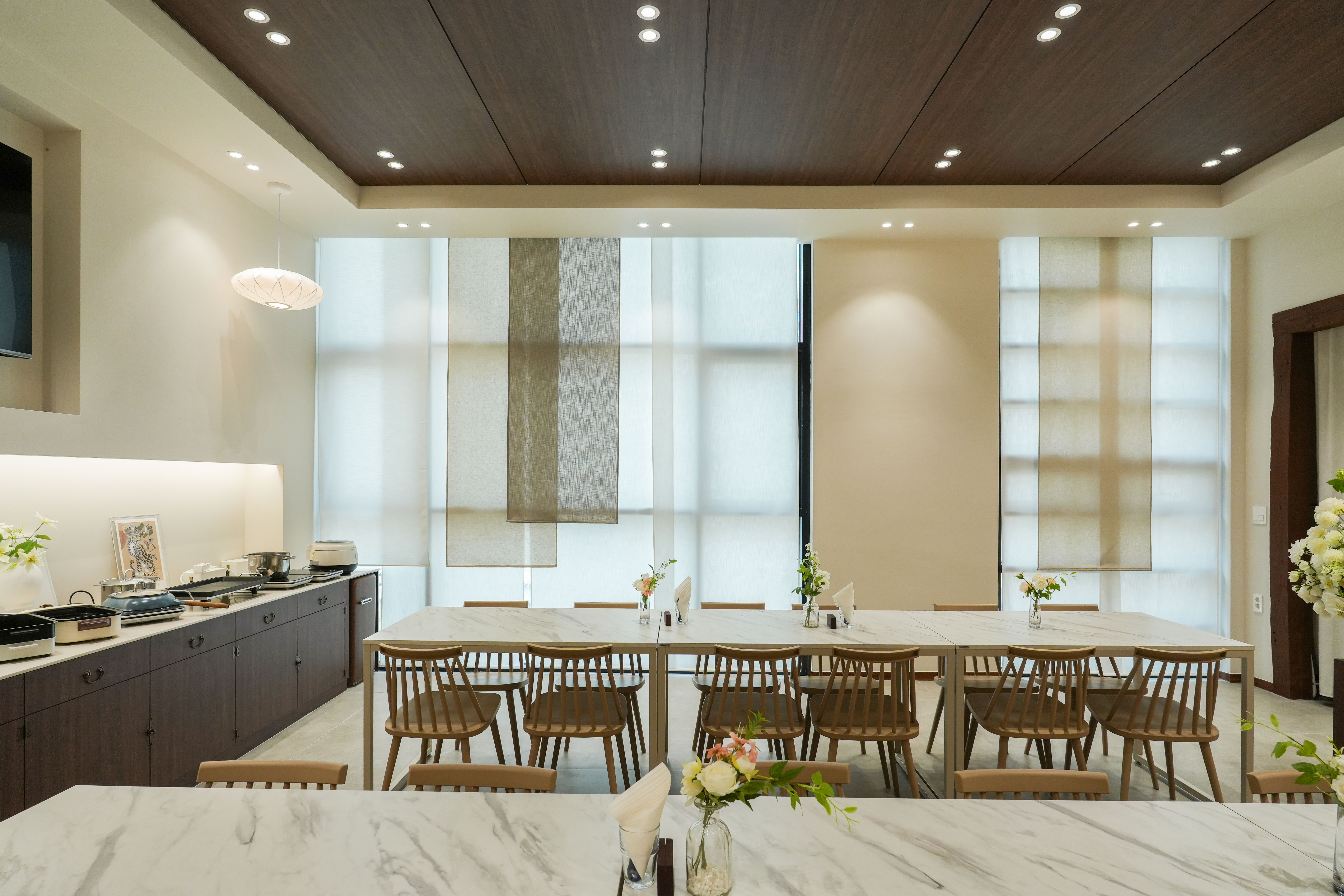 PARTY ROOM : : SIGNATURE PARTY PLACE
