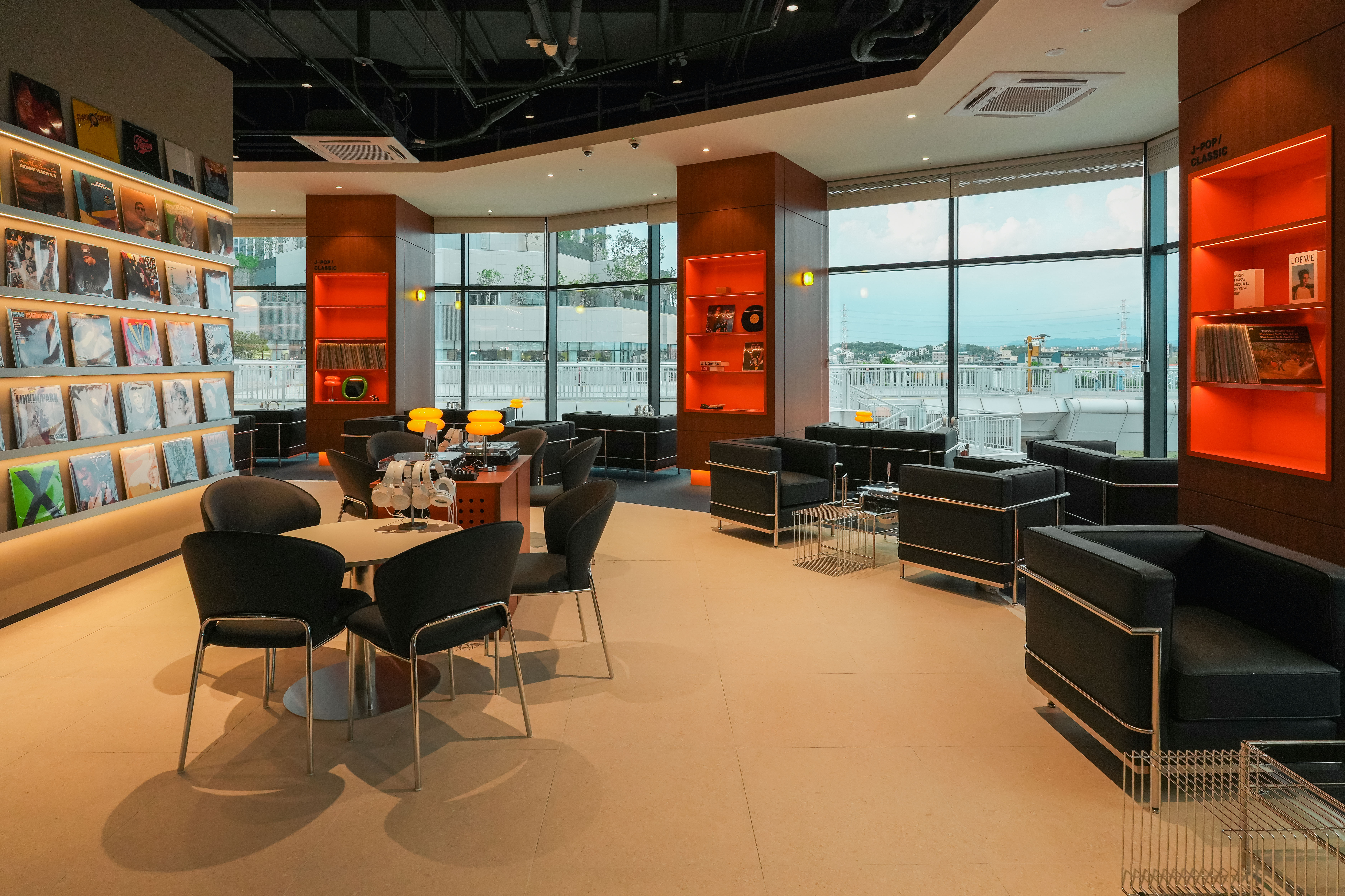 LP CAFE : : Sounds of Sunset