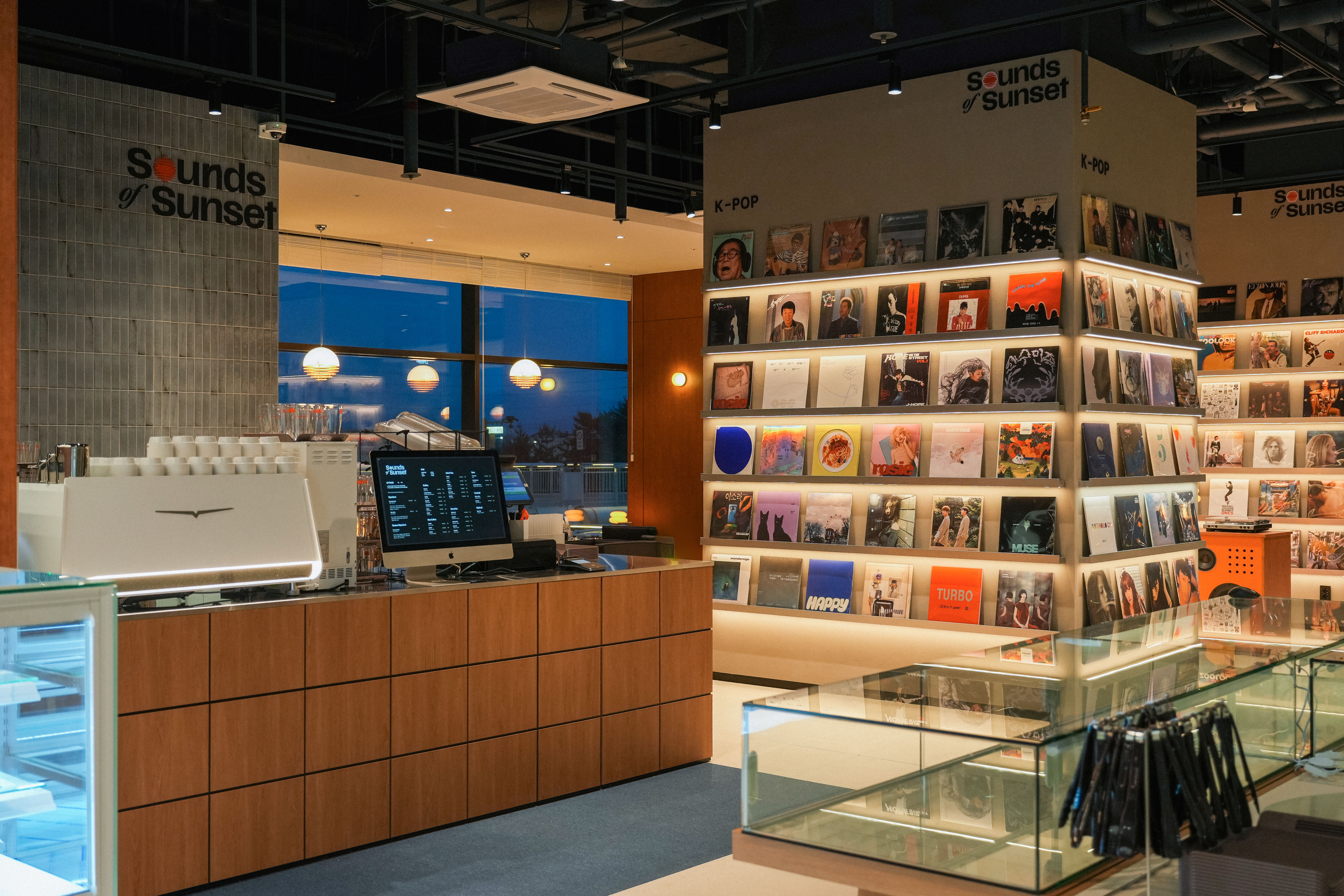 LP CAFE : : Sounds of Sunset
