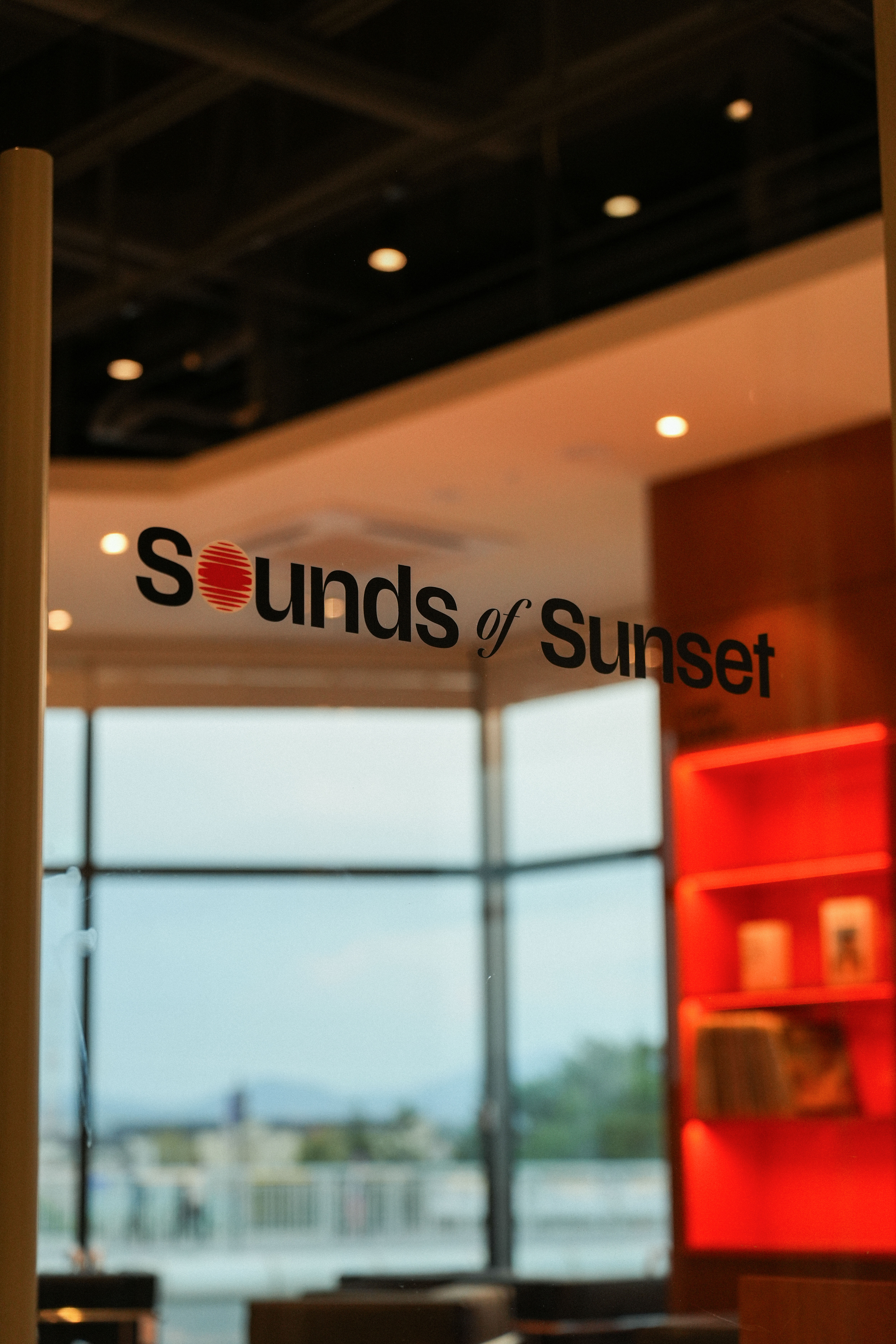 LP CAFE : : Sounds of Sunset