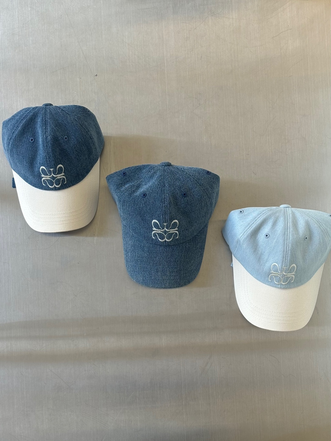Avivere logo mid denim