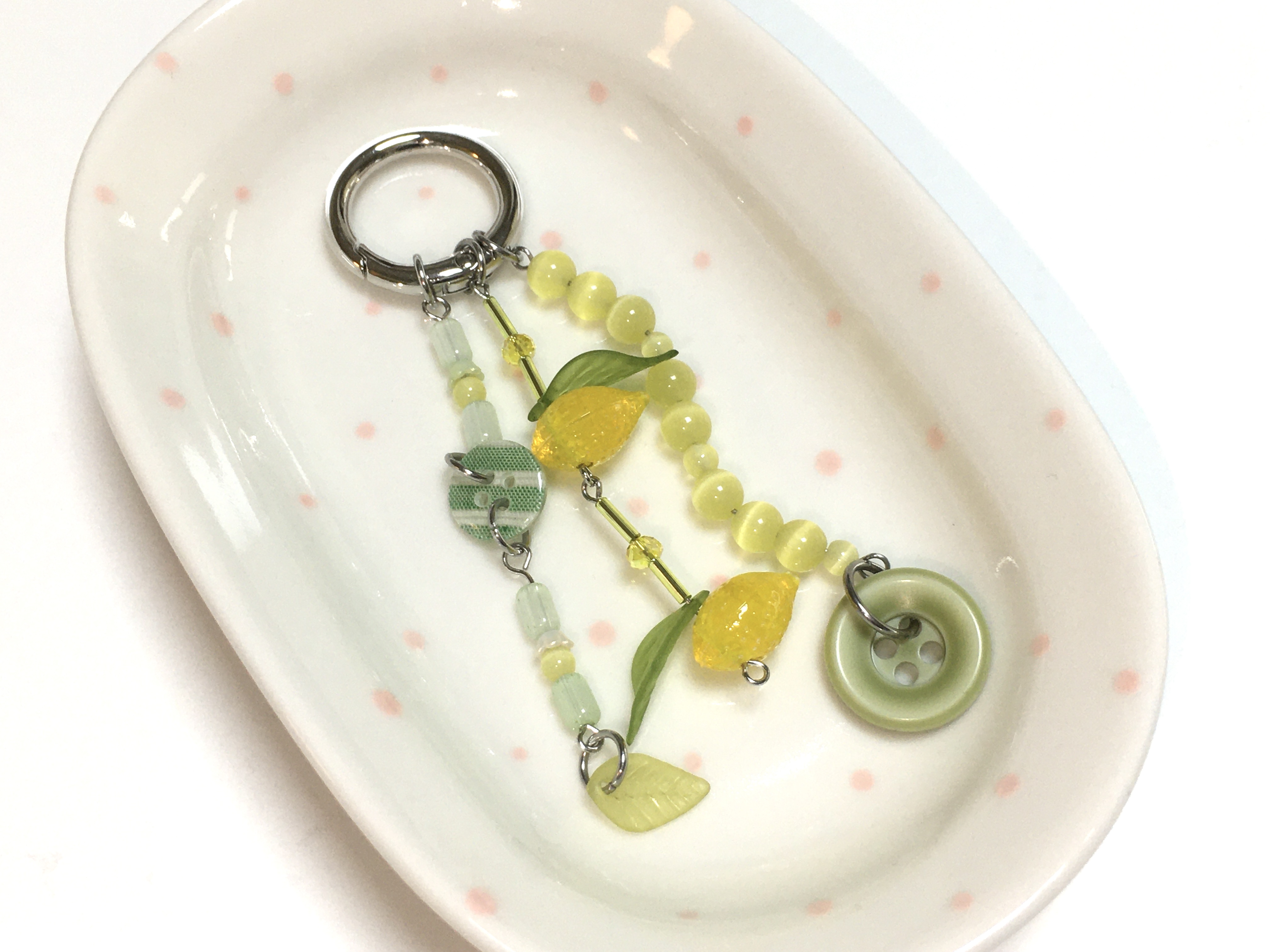 Lemon green tea keyring