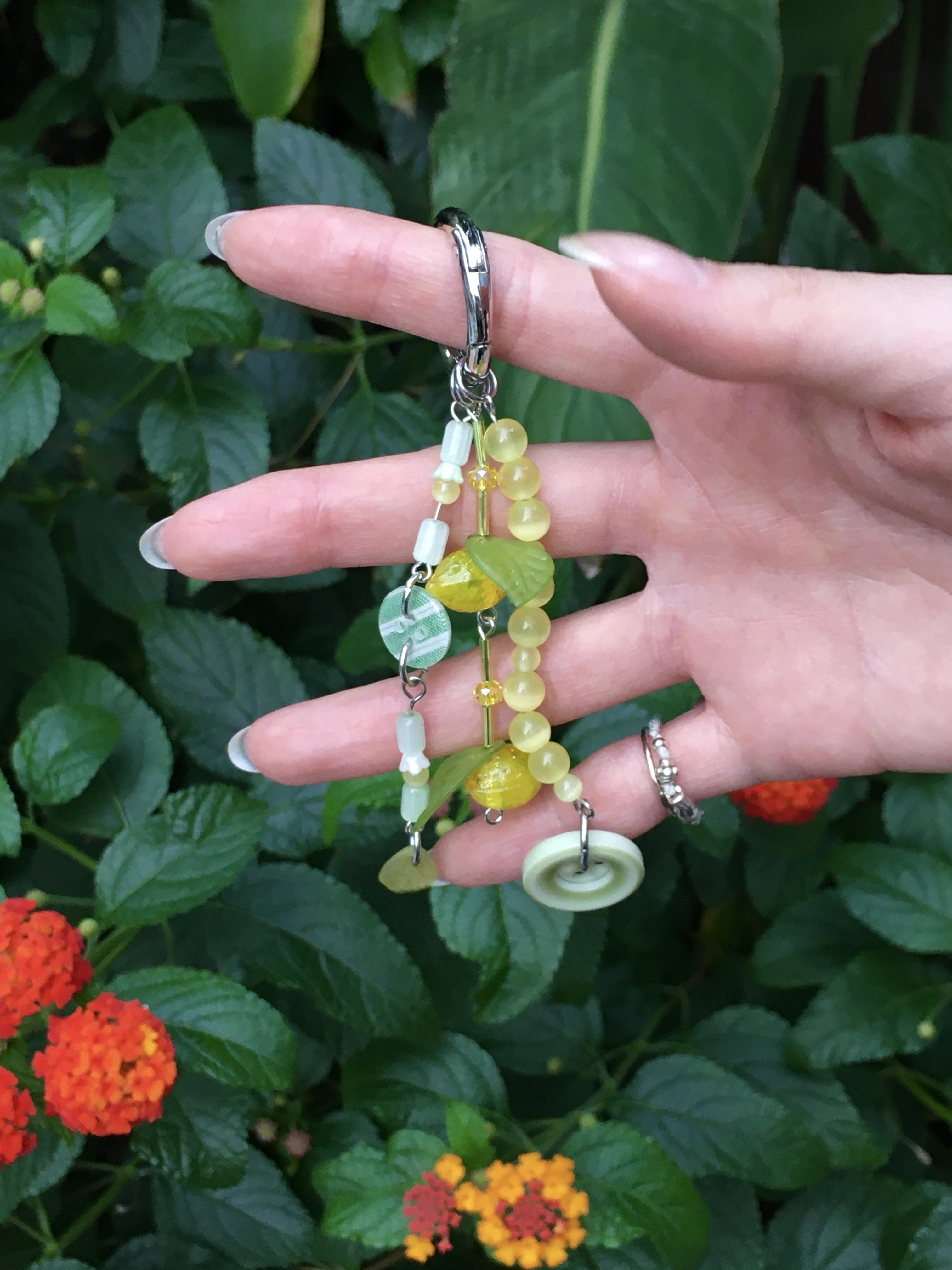 Lemon green tea keyring