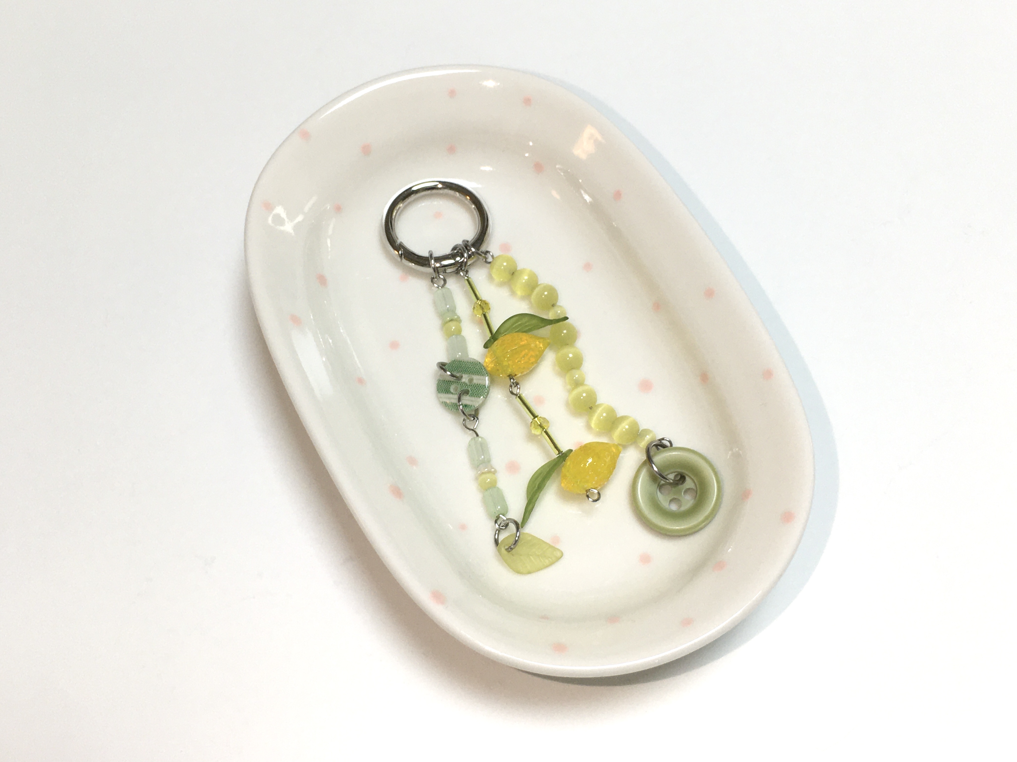 Lemon green tea keyring