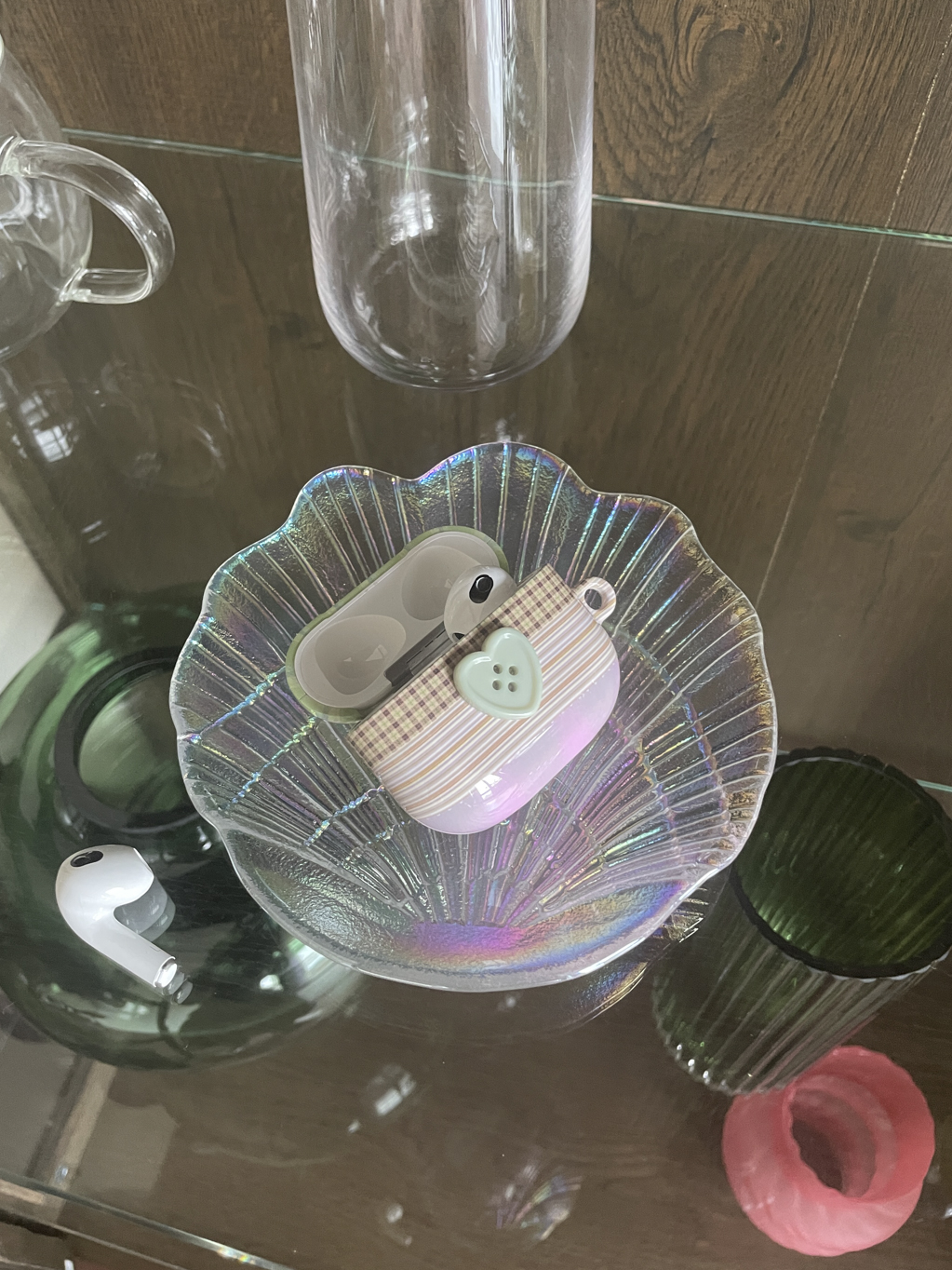 summer vacation button airpod Buds case