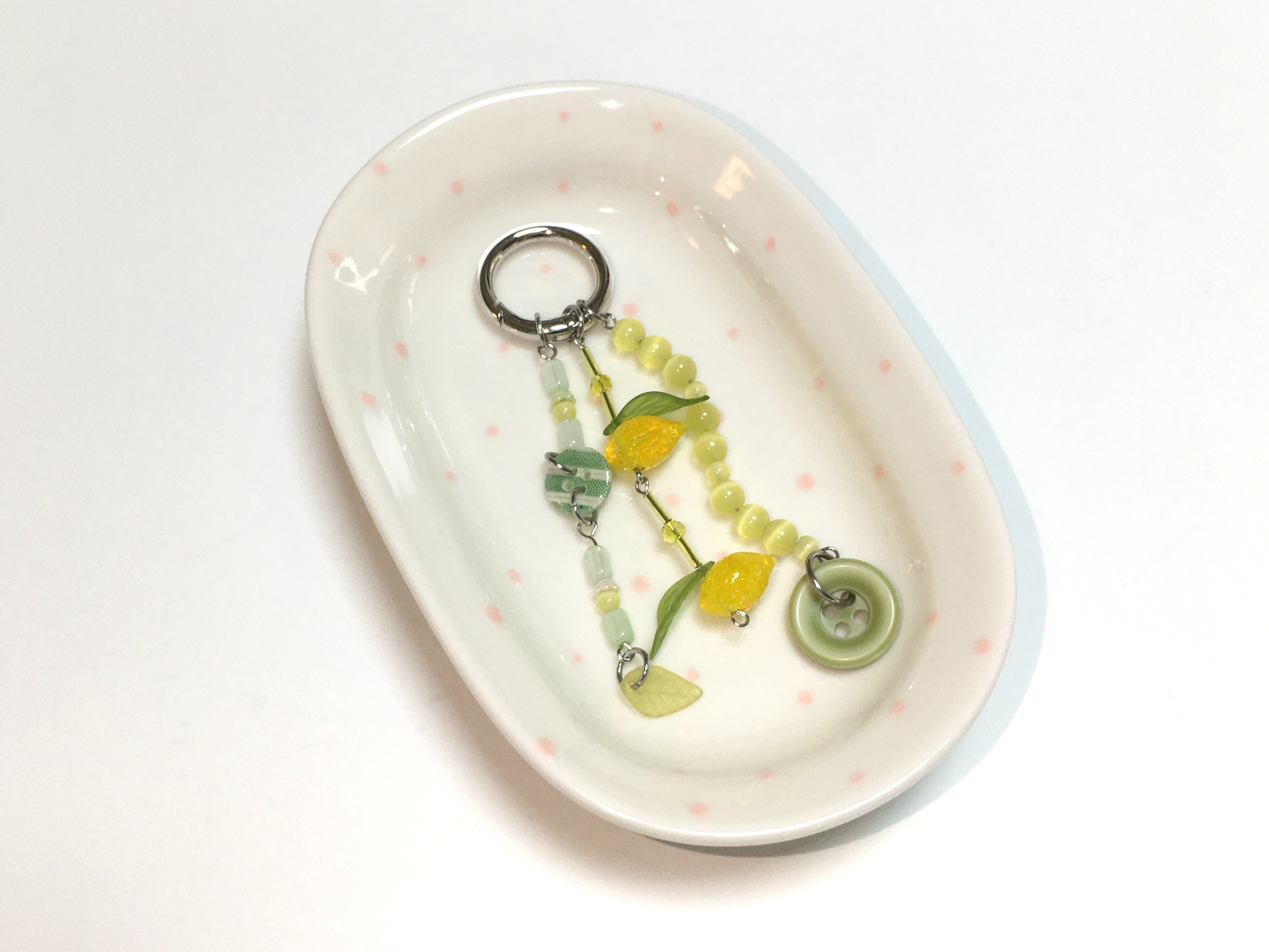 Lemon green tea keyring