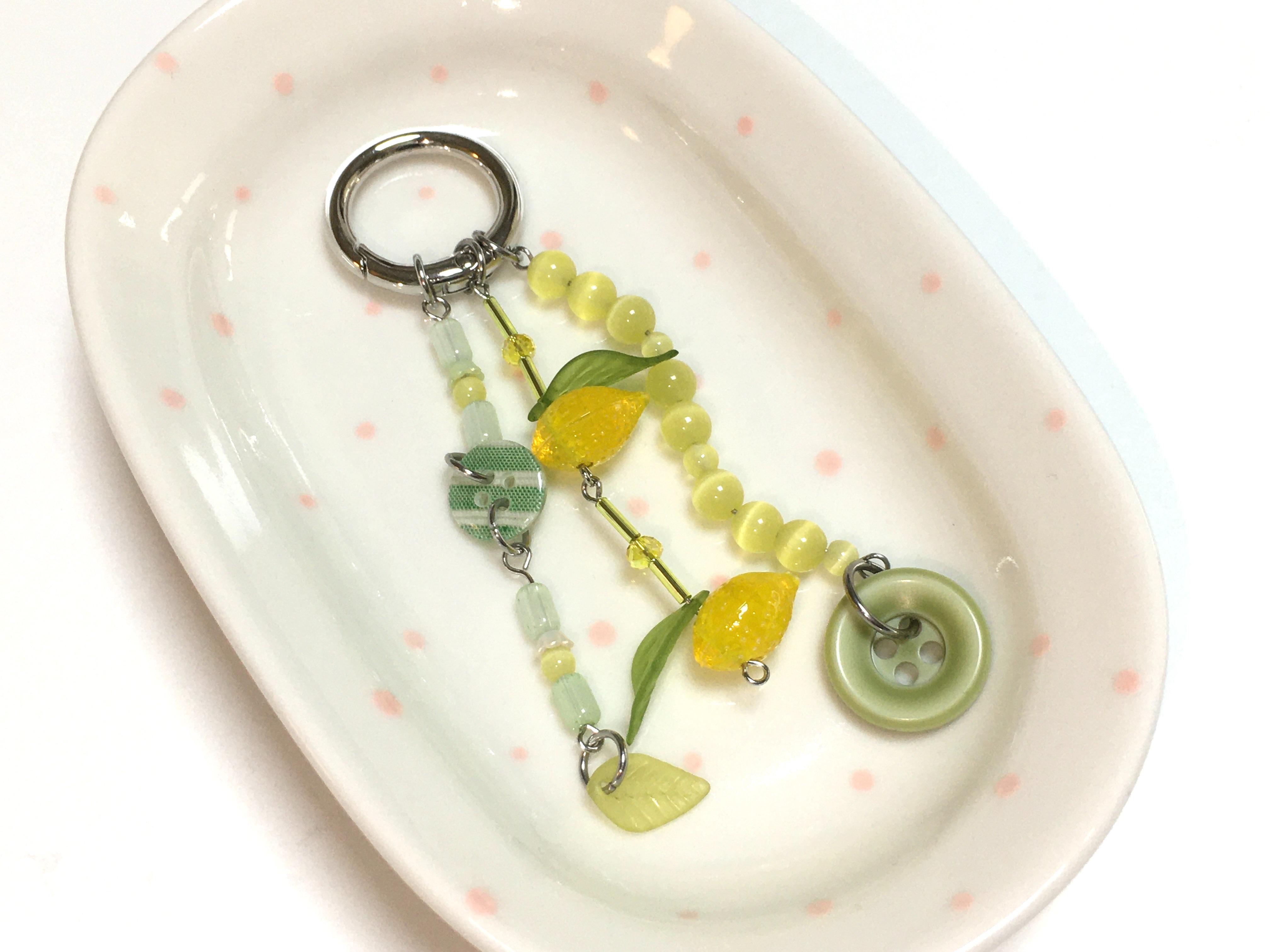 Lemon green tea keyring