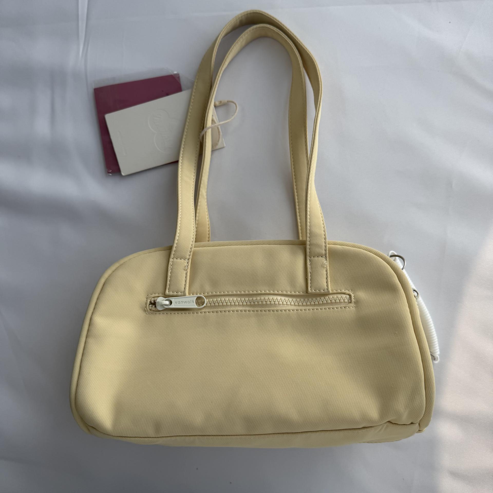 [SAMPLE SALE] 시그니처 토트백 / 버터