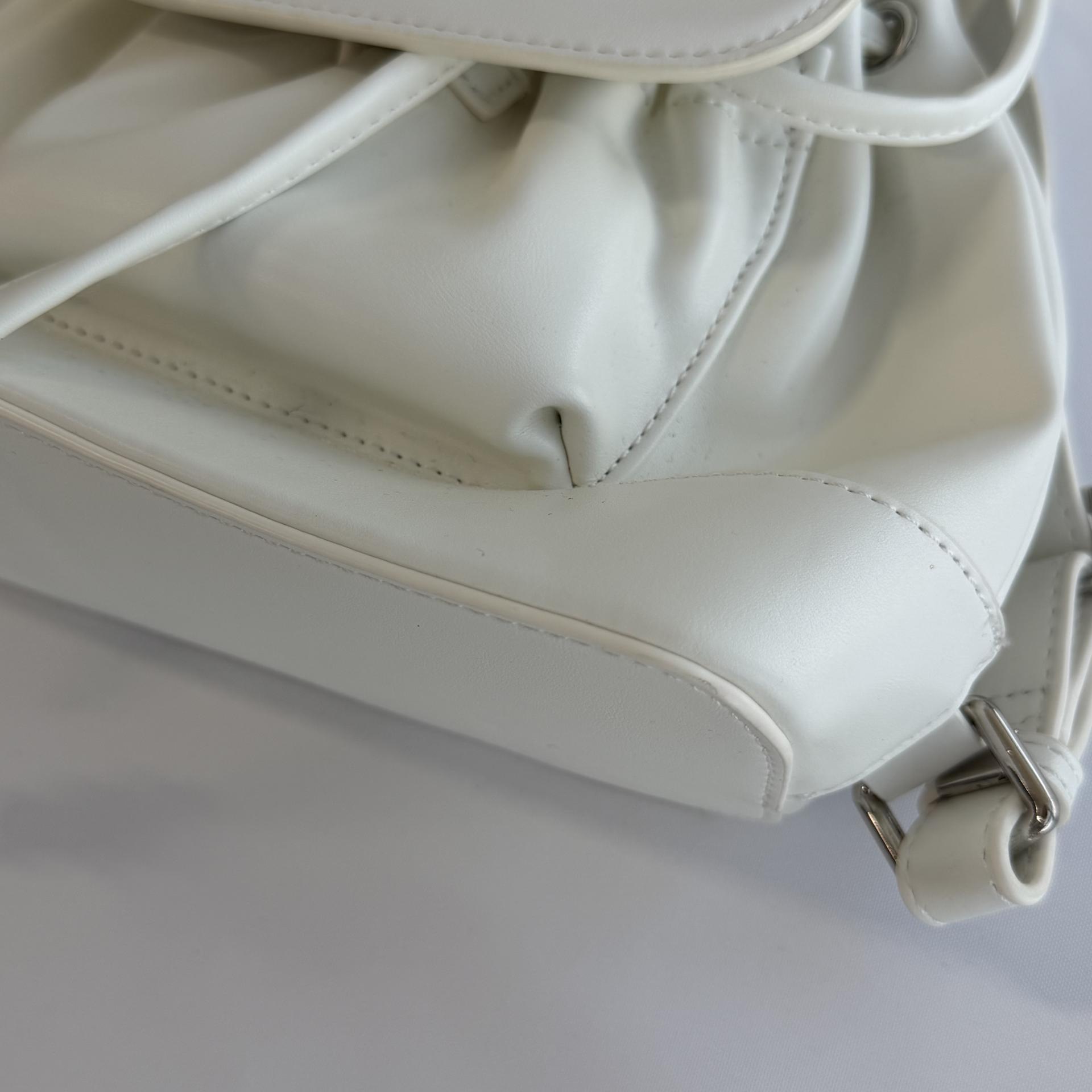 [SAMPLE SALE] 큐트 미니 백팩 / 화이트