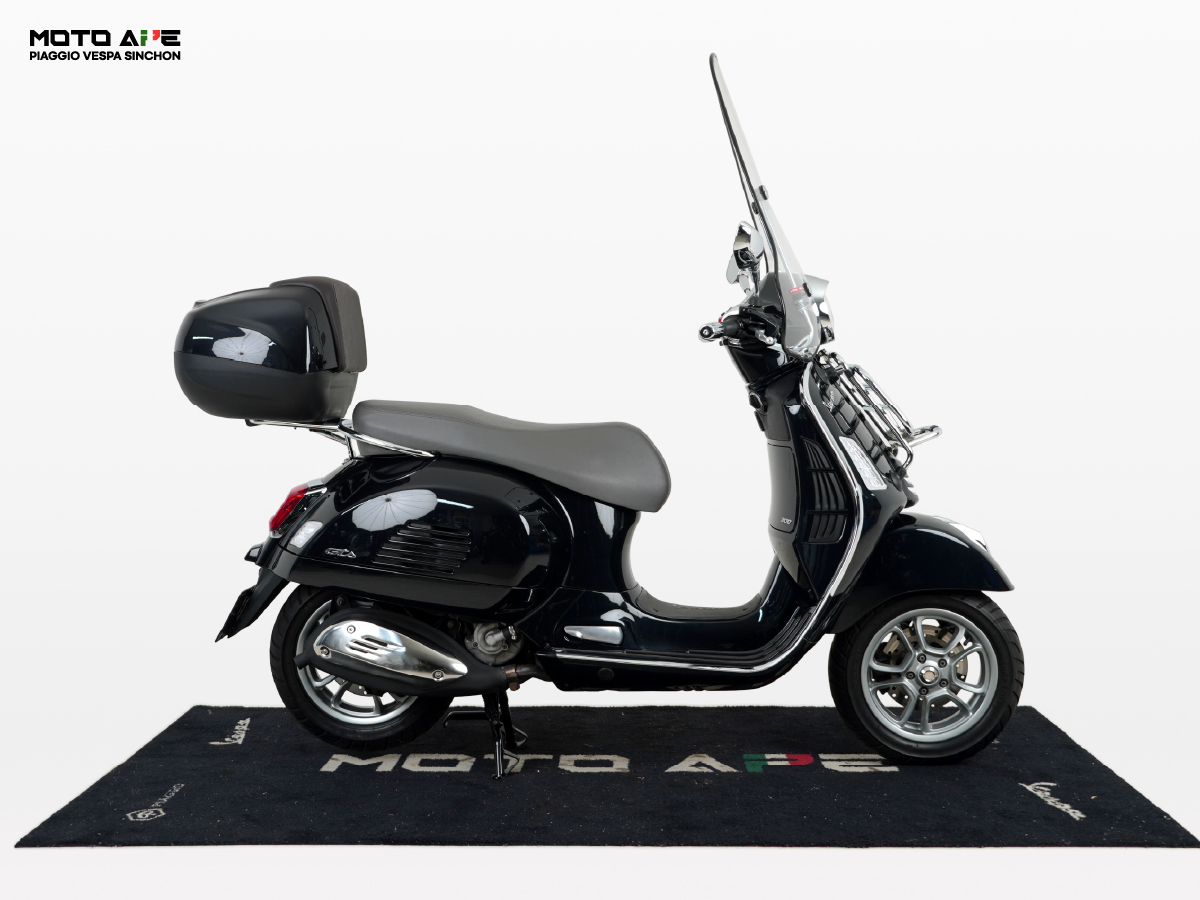 2024년식 베스파 GTS 300 클래식 블랙