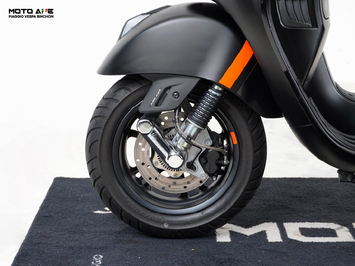 2024 베스파 GTS125 슈퍼스포츠 스마트키 검정유광