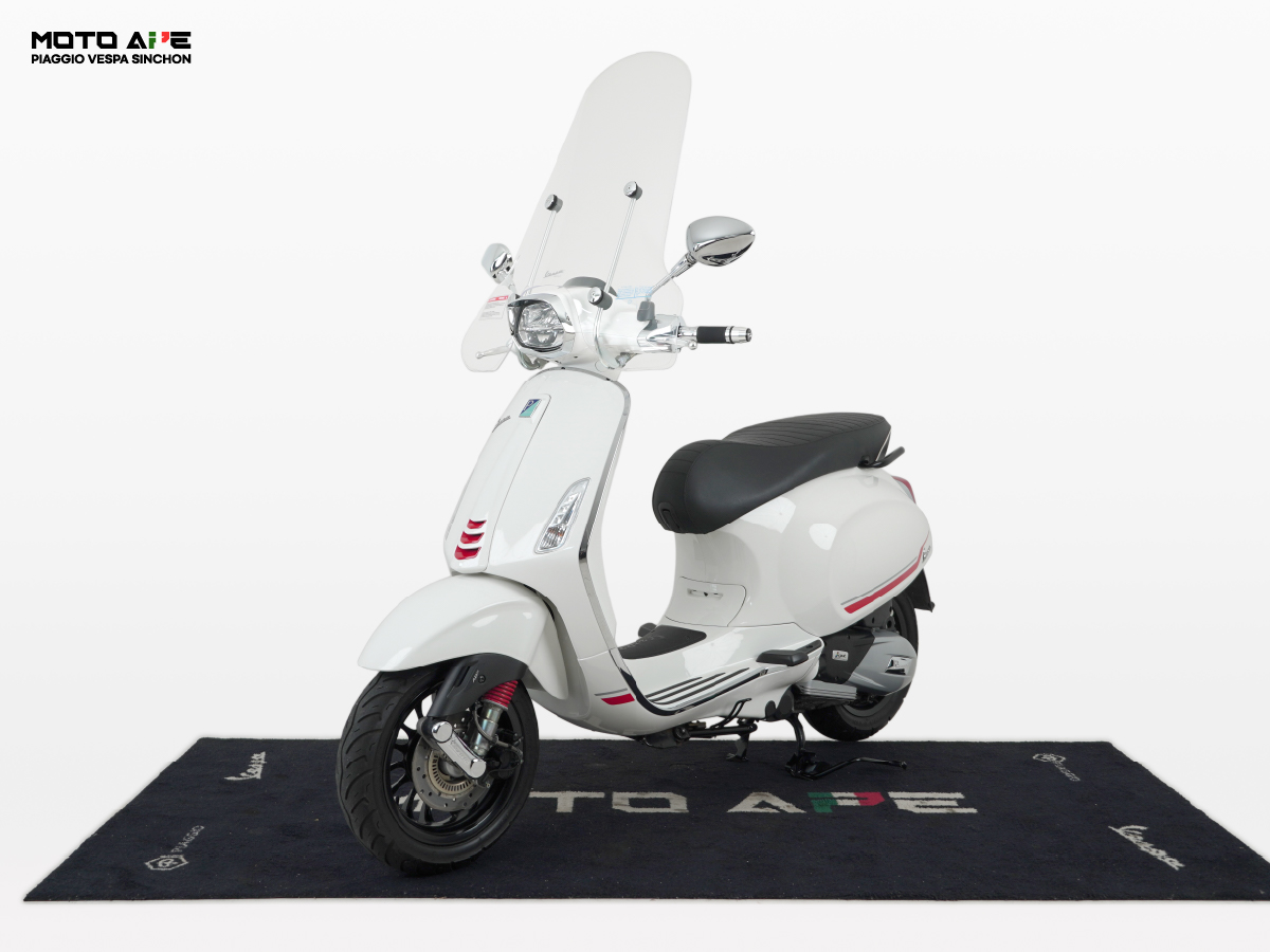 2023년식 베스파 스프린트 125 S버전 화이트