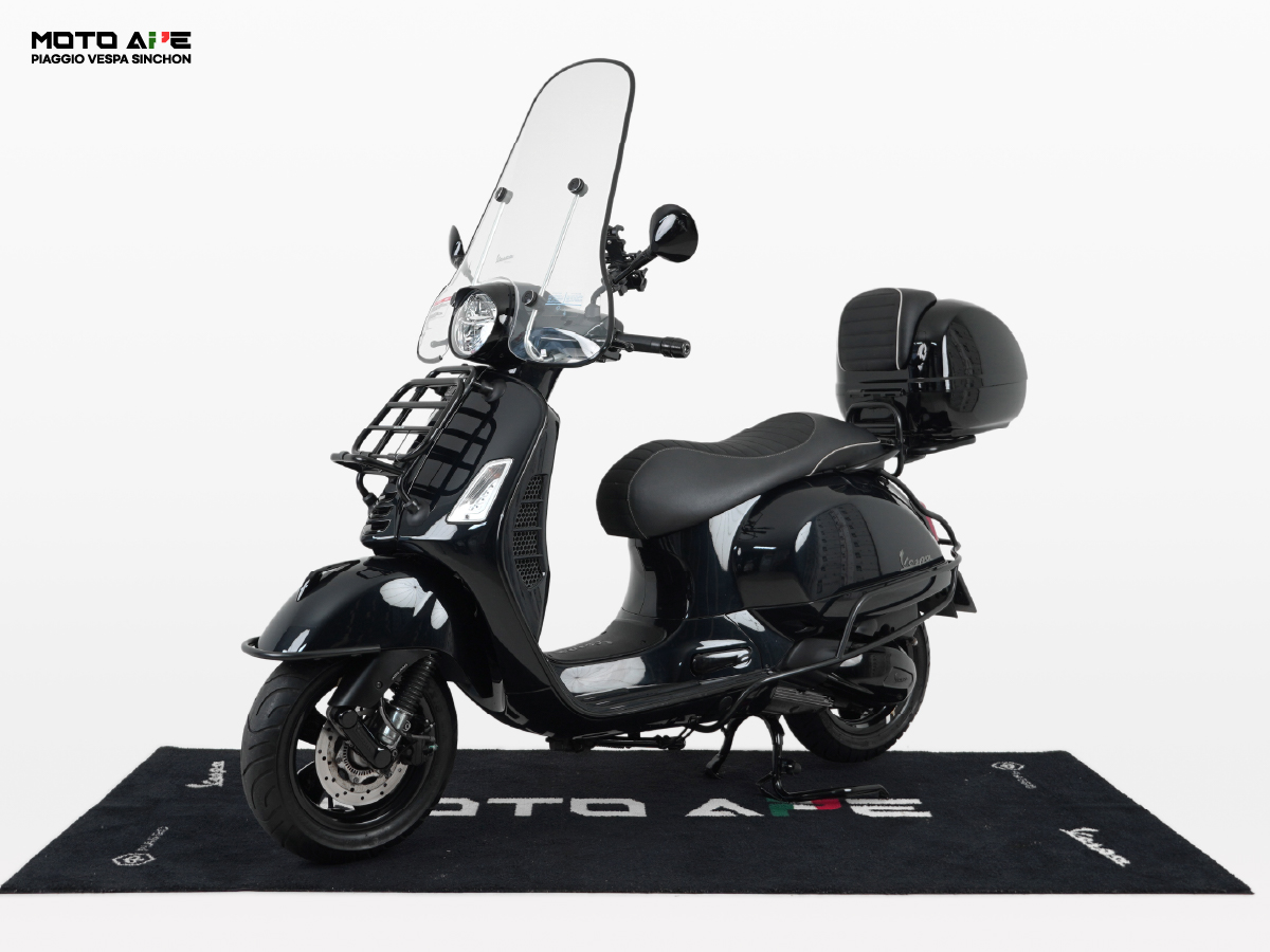 2023 베스파 GTS300 슈퍼테크 블랙