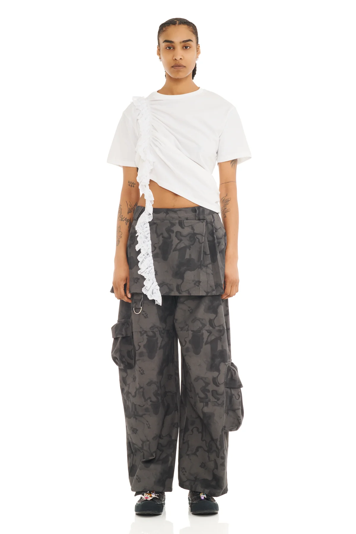 Lace Amaryllis Duo Tee