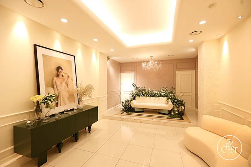 크레스트72 글래스홀 신부대기실 내부 전경사진