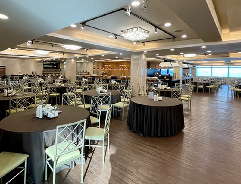 크레스트72 마리에홀 피로연장 내부 좌석 사진