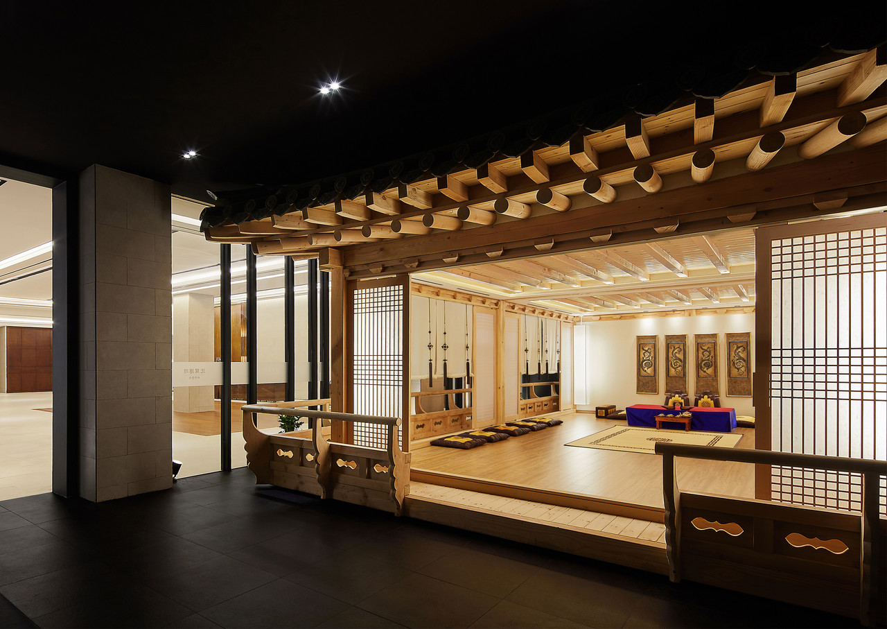 루클라비 더화이트 더화이트홀 폐백실