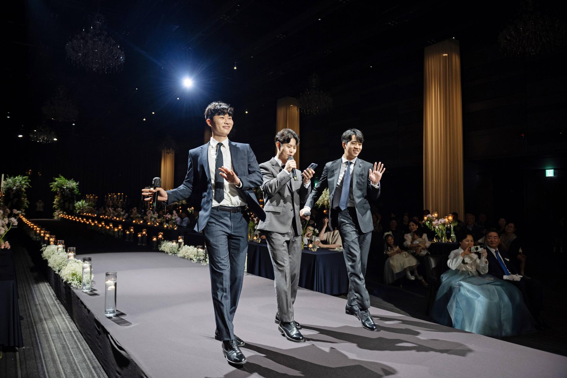 d734b940fe16e.jpg
