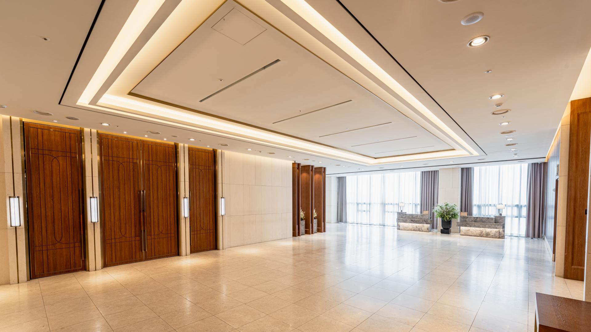 더컨벤션 반포 단독홀 로비입구