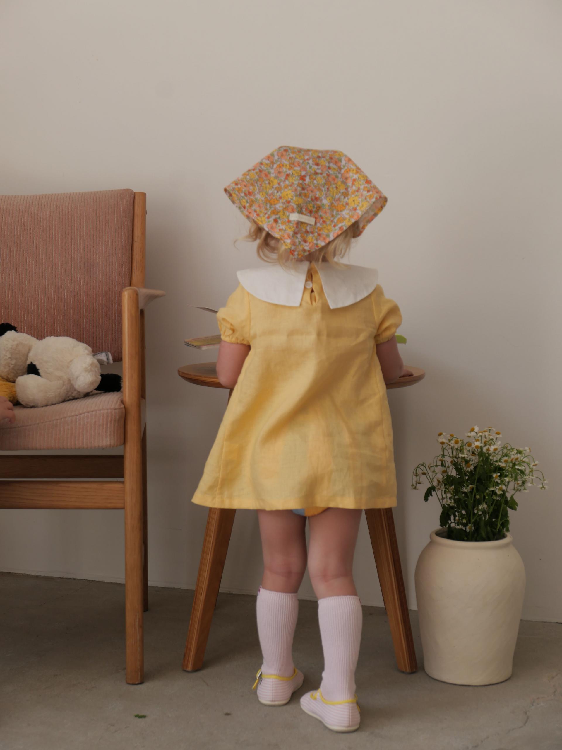Baby collar dress