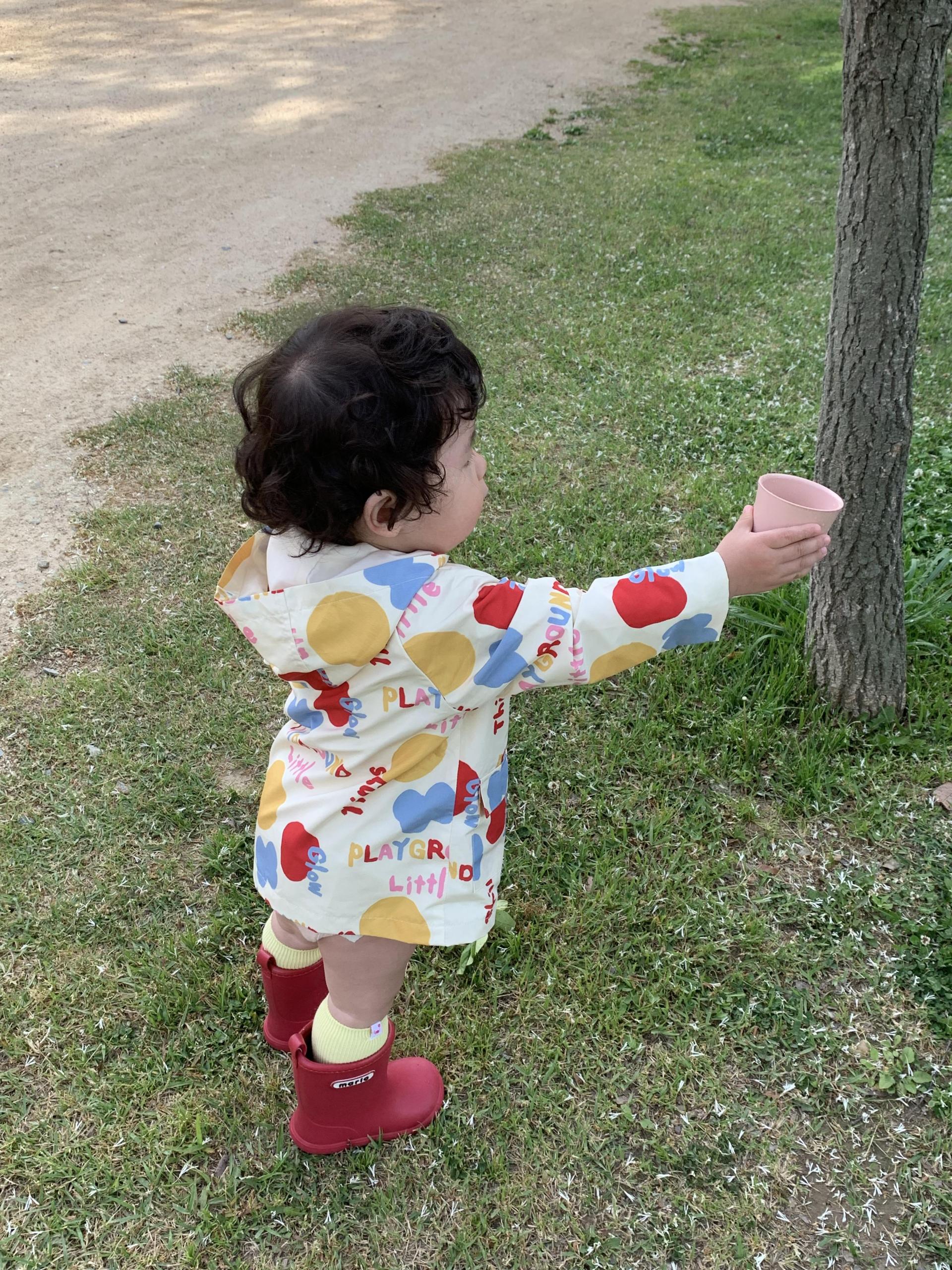 Little glow raincoat