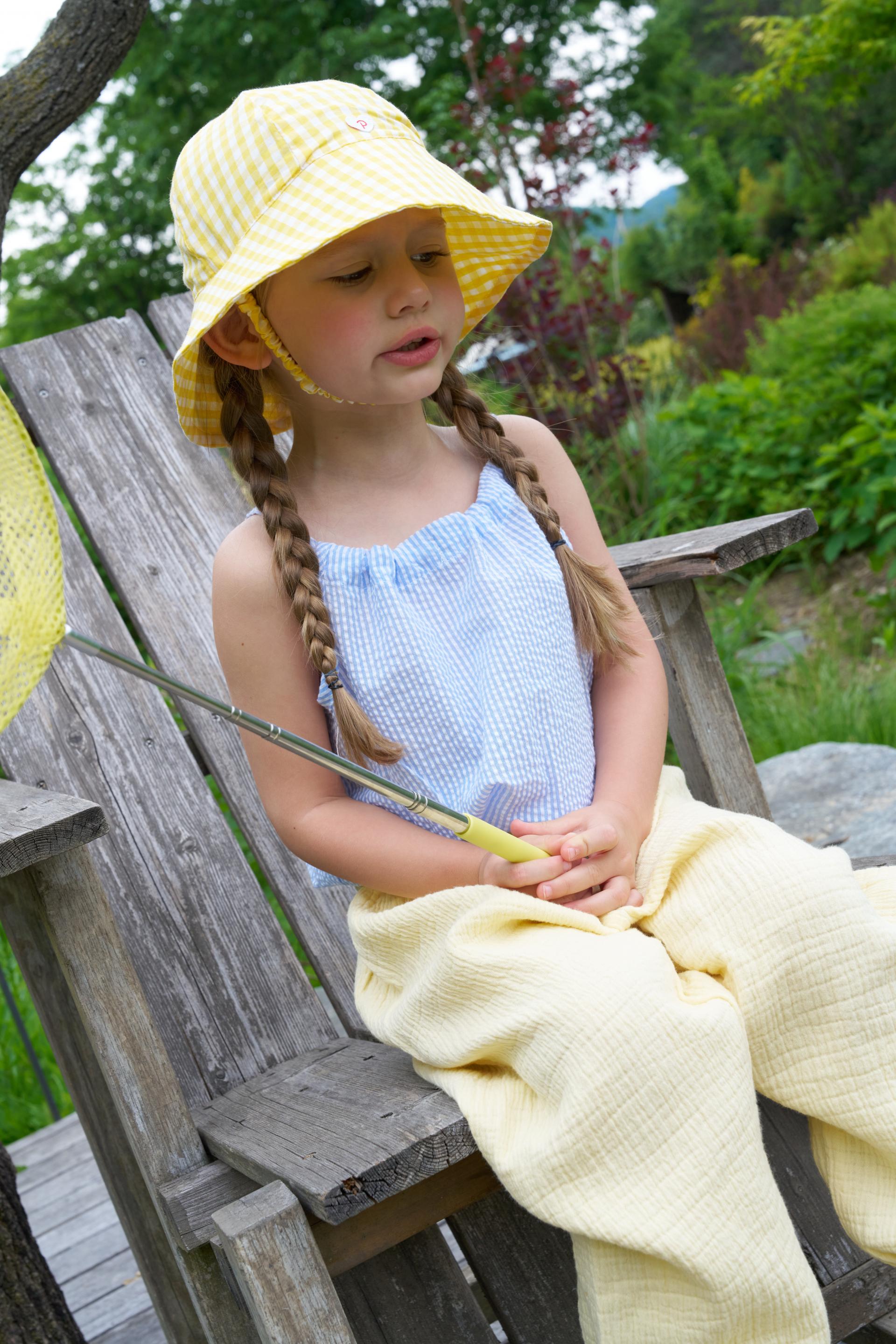 PG Heart Button Gingham Bucket Hat
