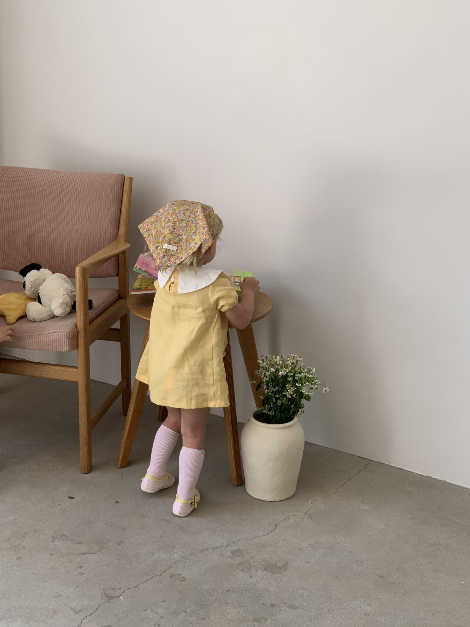 Baby collar dress