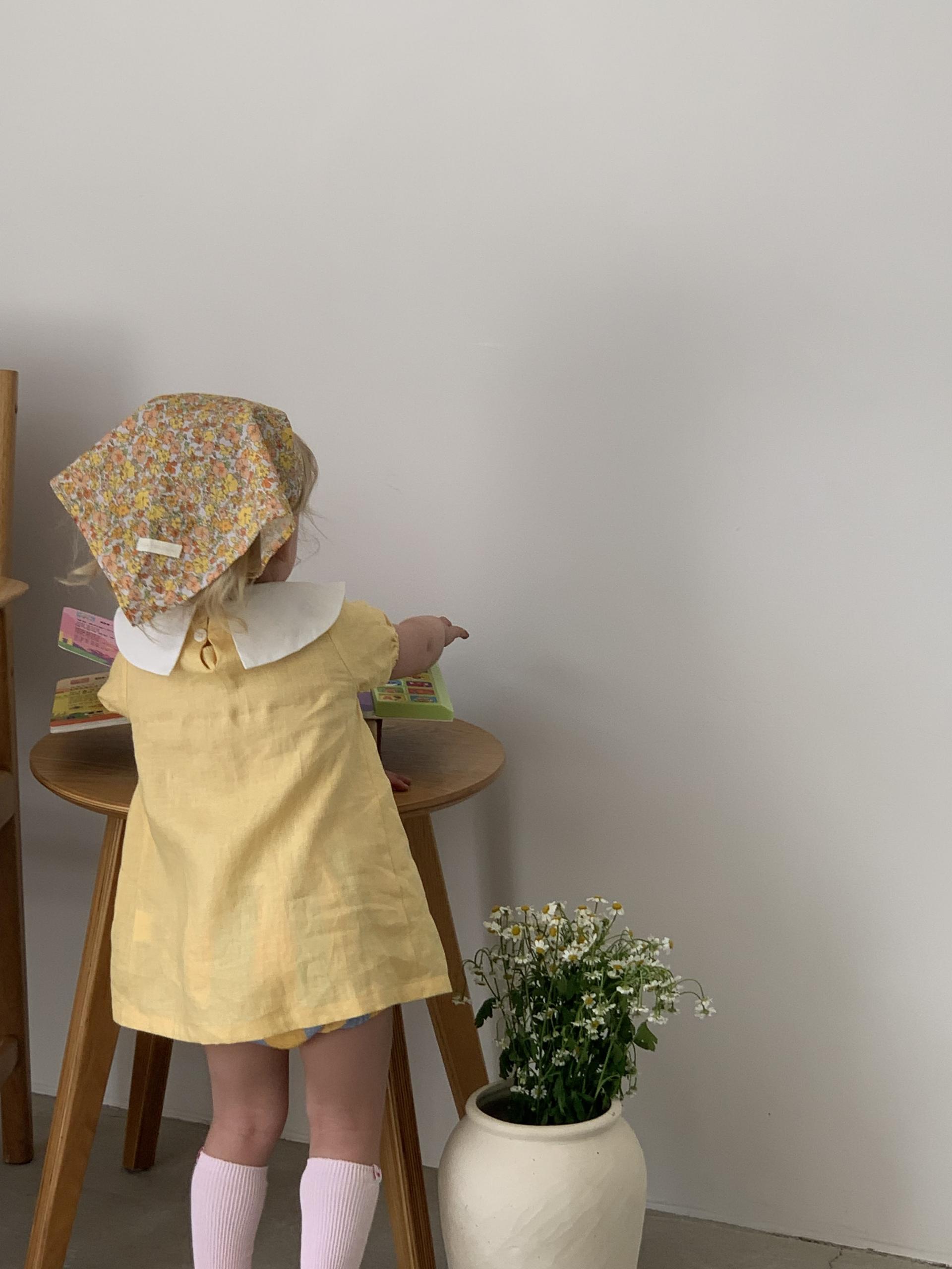Baby collar dress