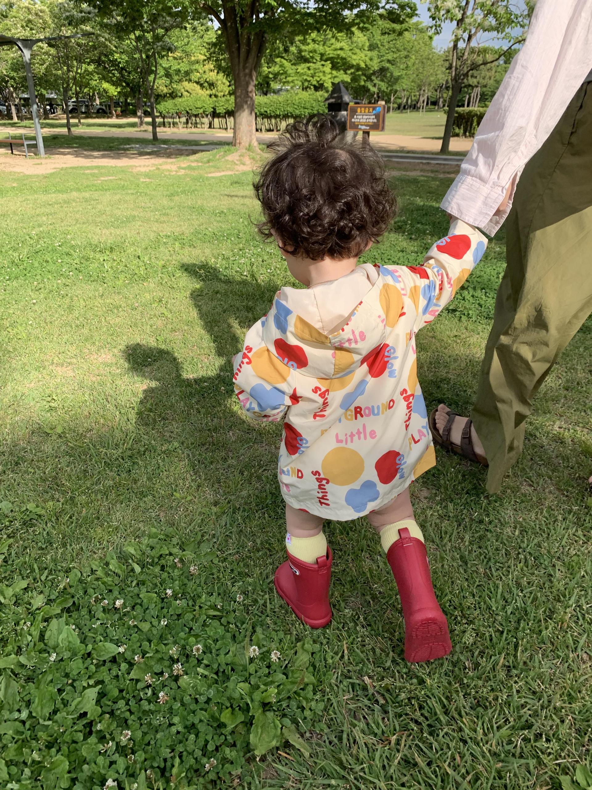 Little glow raincoat
