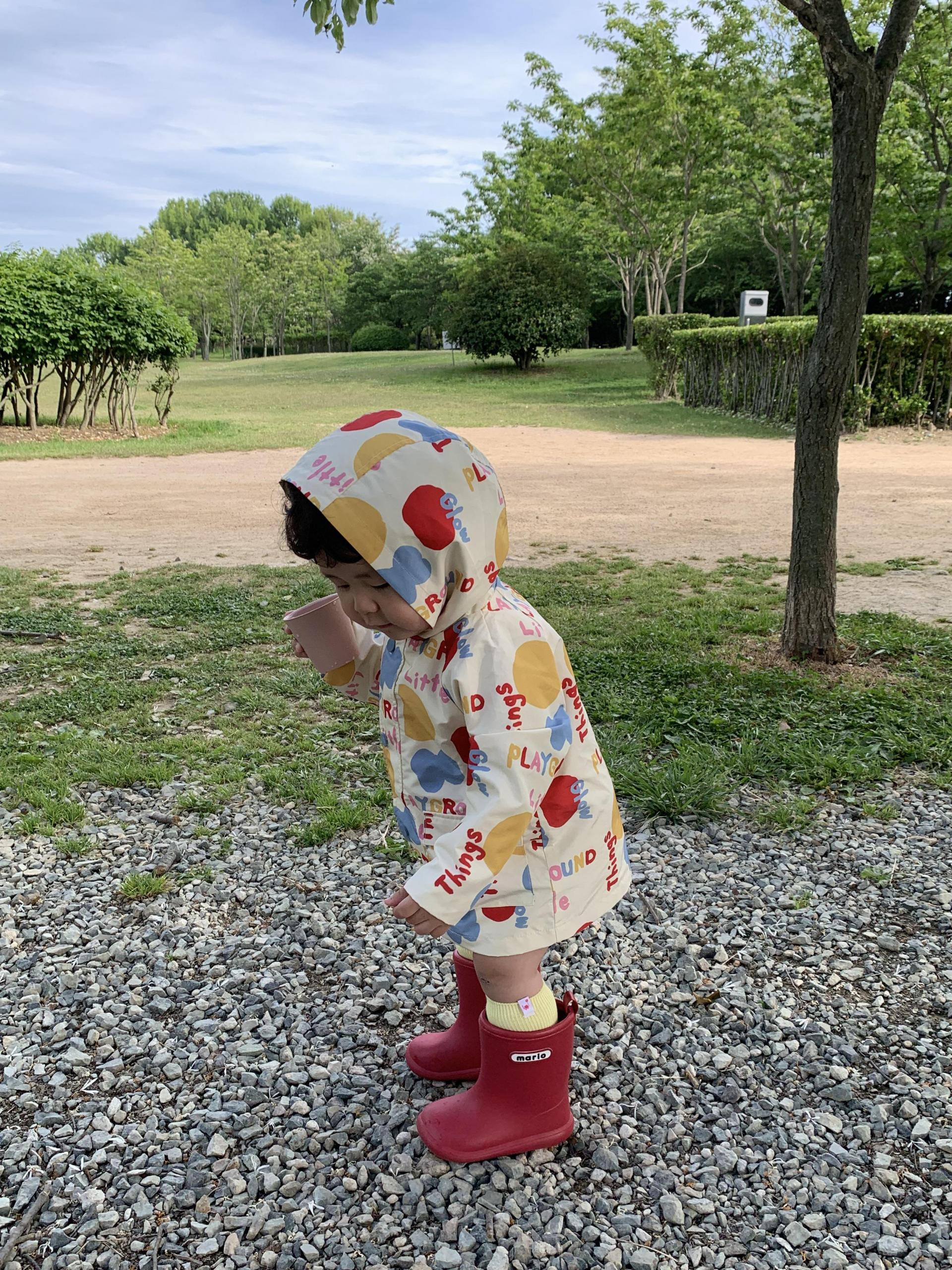 Little glow raincoat