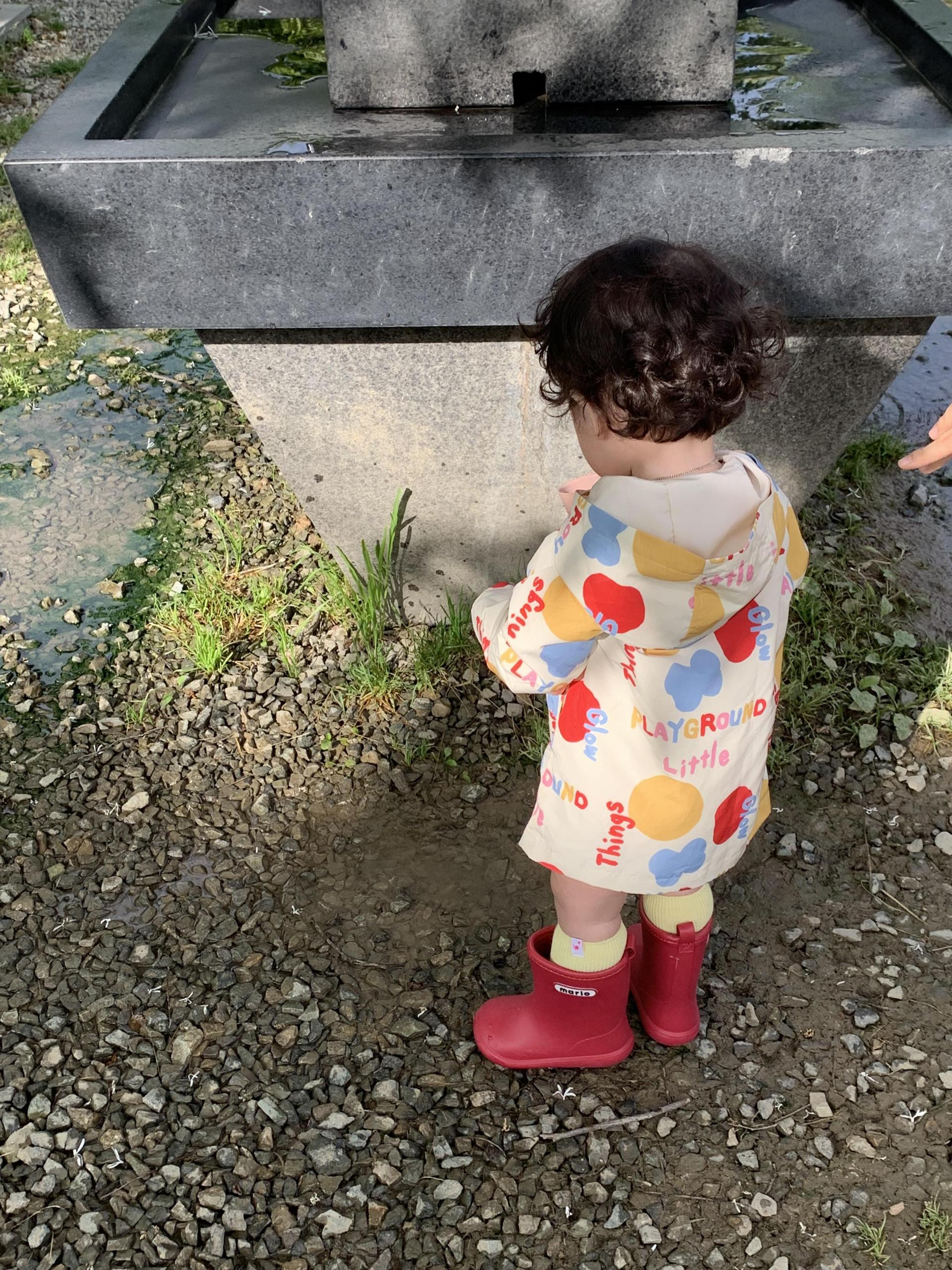 Little glow raincoat
