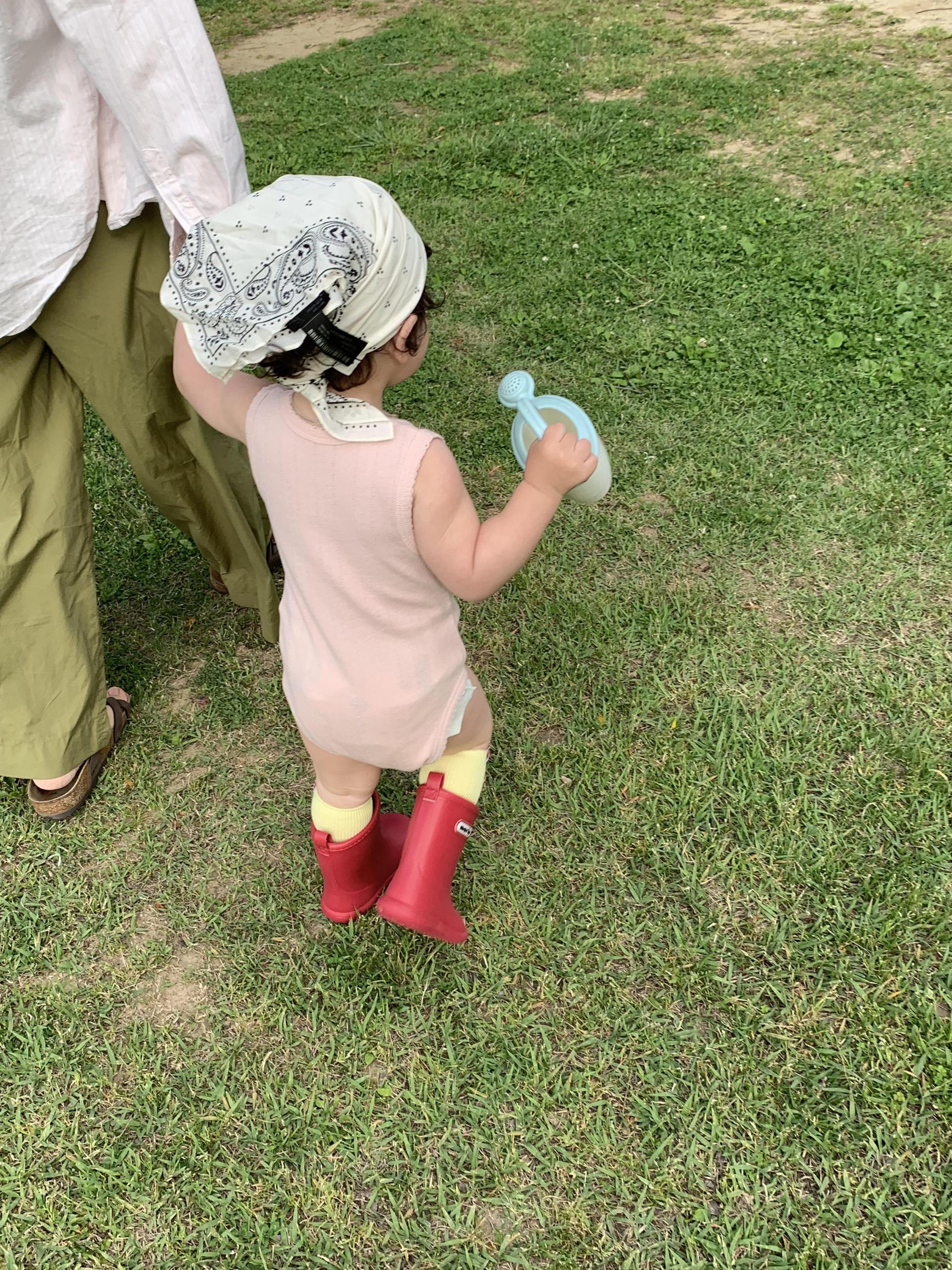 Eyelet Suit
