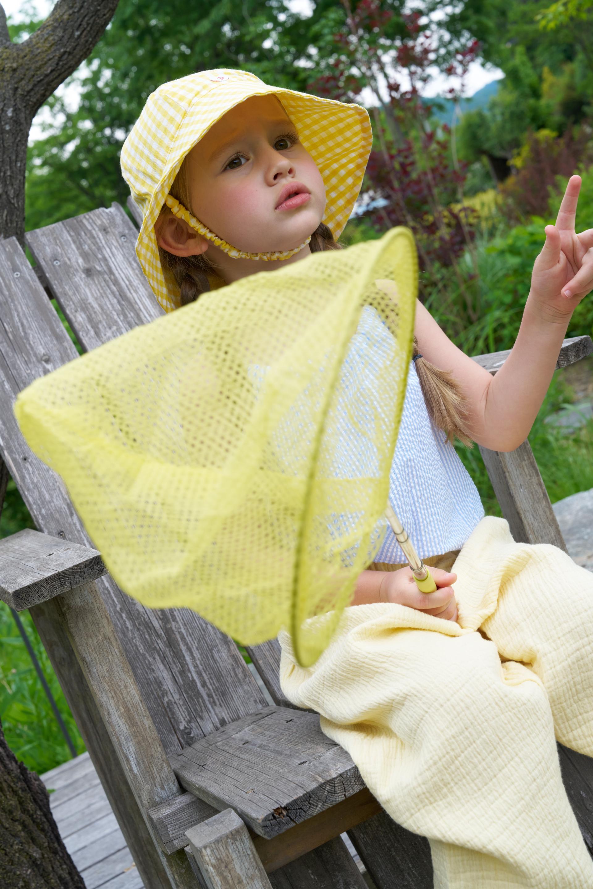 PG Heart Button Gingham Bucket Hat
