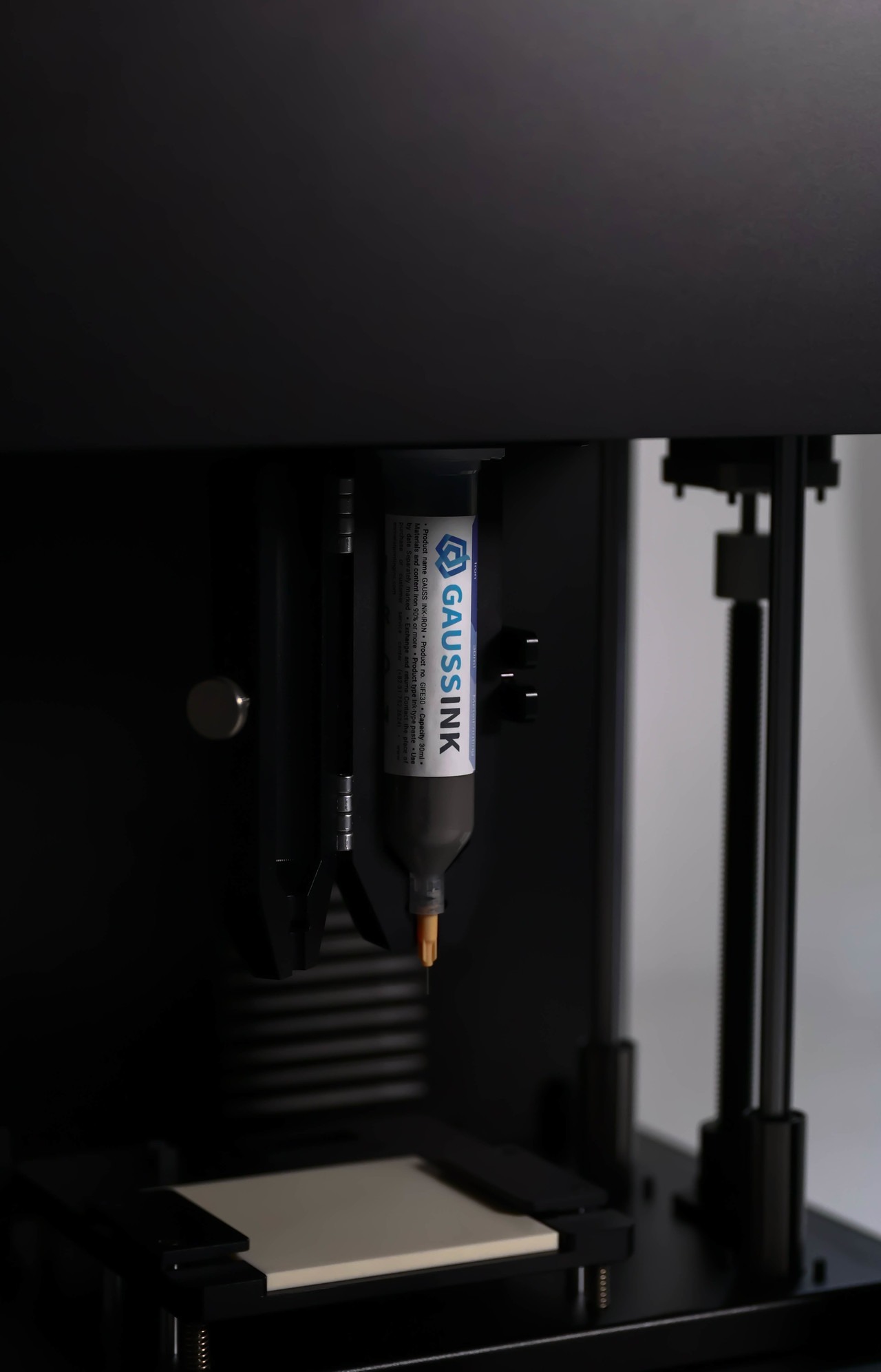 Learn about MetalPrinting and its Gauss MT90, the award-winning 3D printer offering a compact and safer alternative for all users.