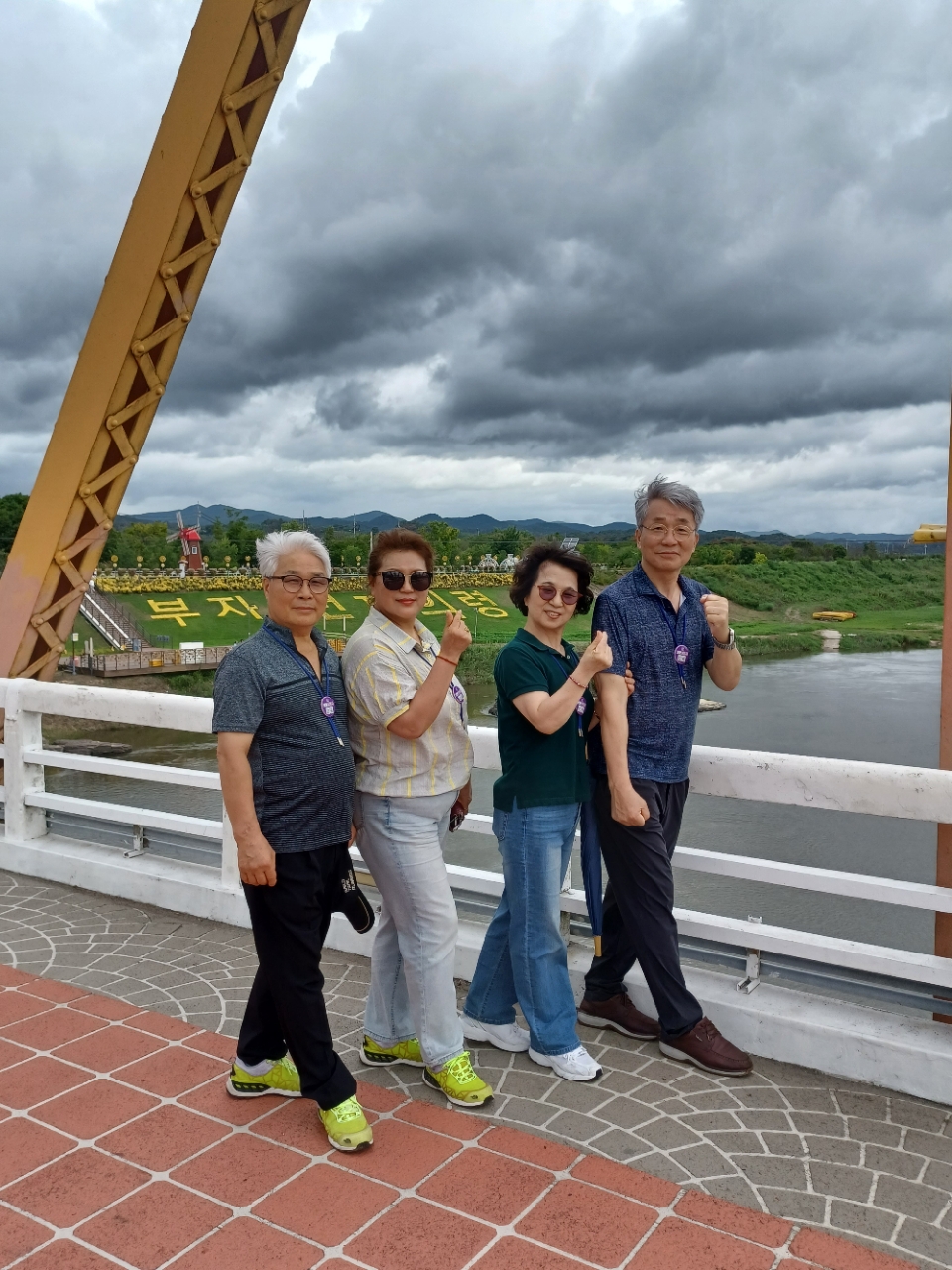 4a8716034c6a3.jpg