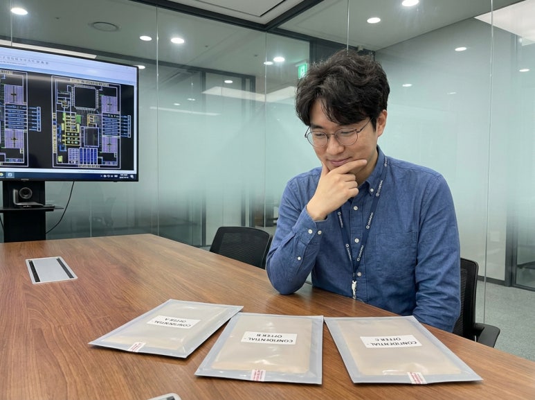 30대_한국인_반도체_202604171942.jpeg