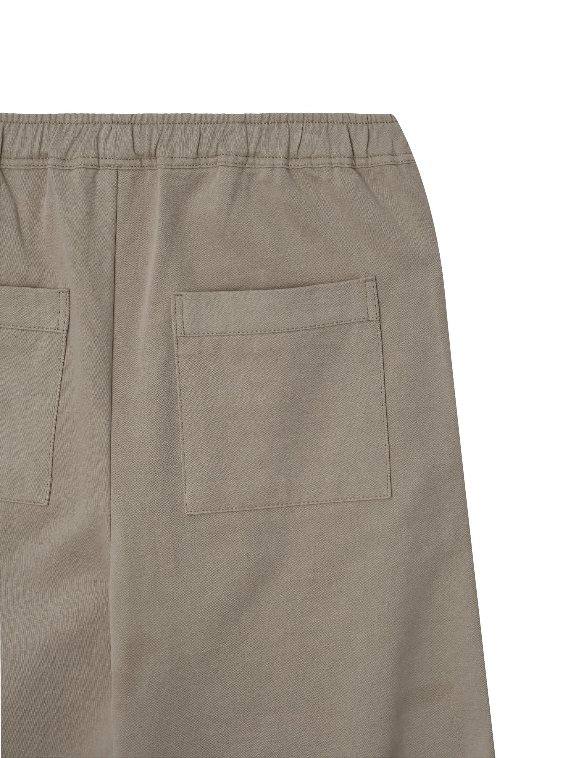 Back Button Cotton Half Pants - natural brown