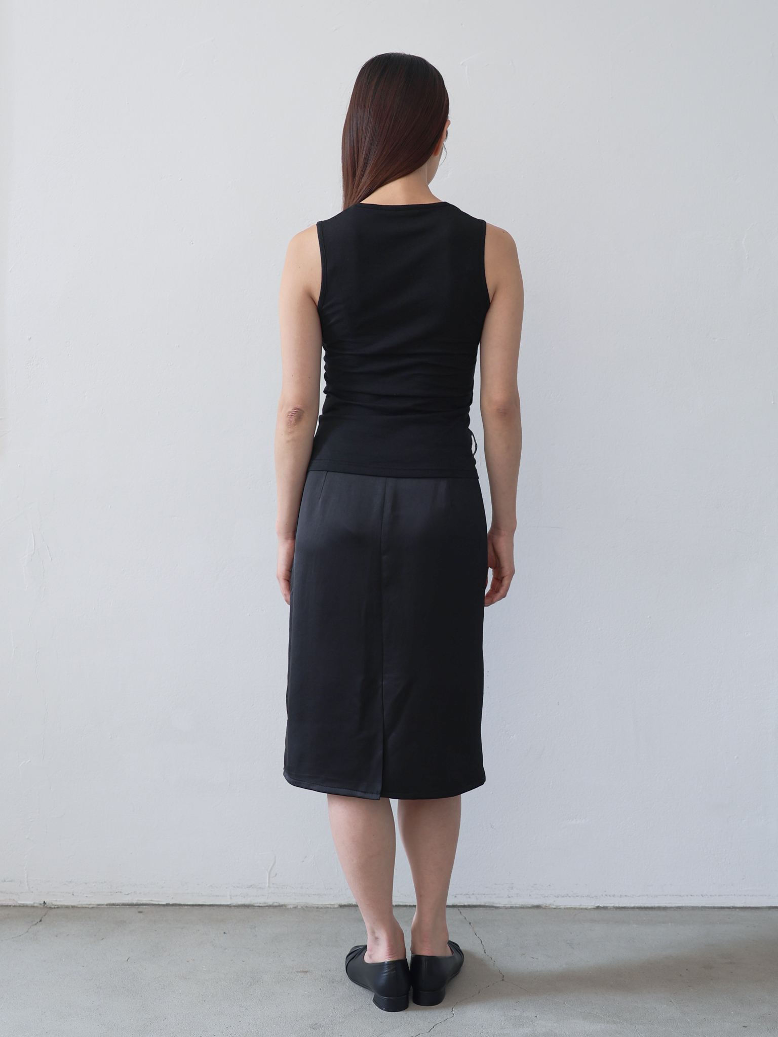 O-neck Sleeveless - black