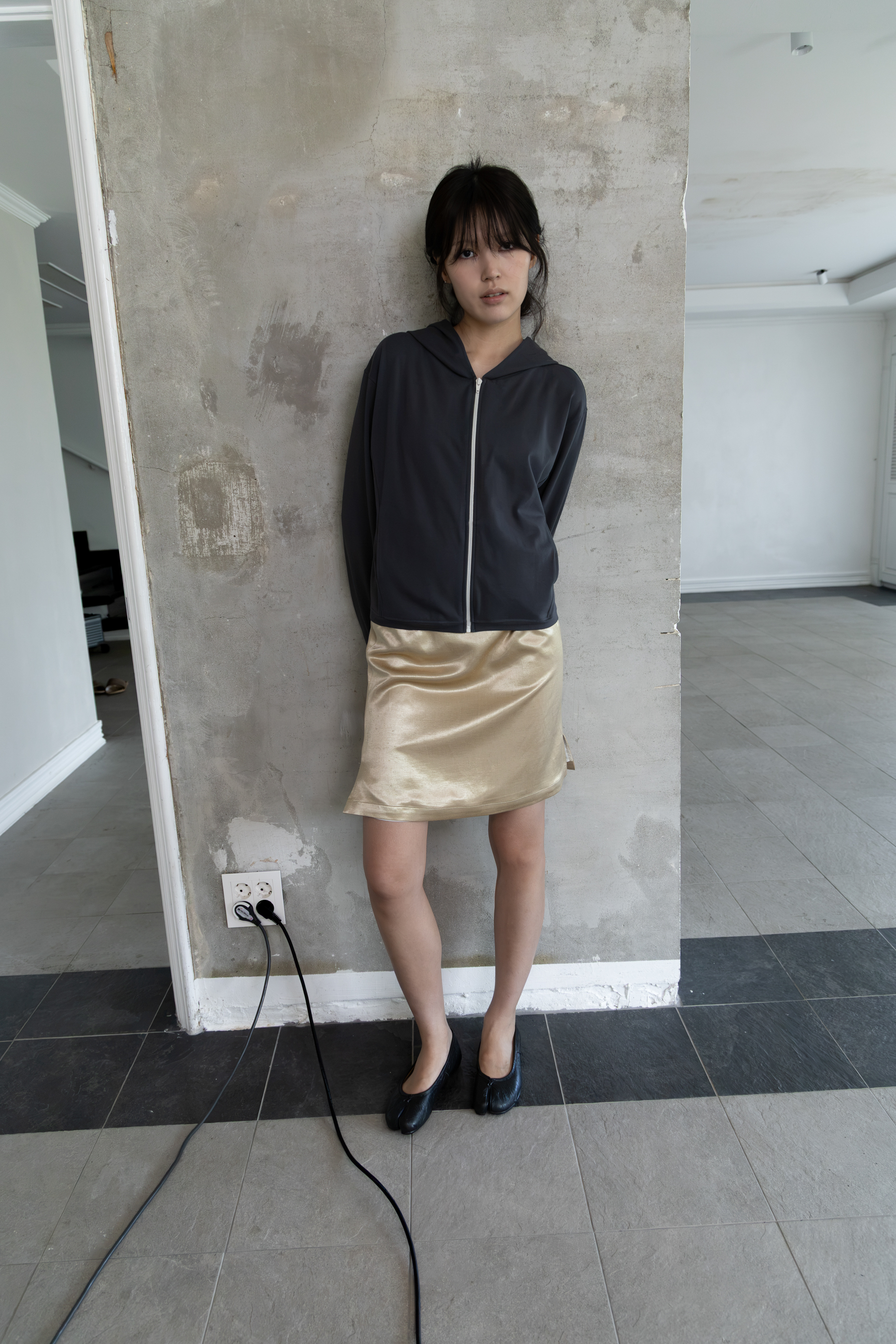 Line Zip Hoodie - charcoal