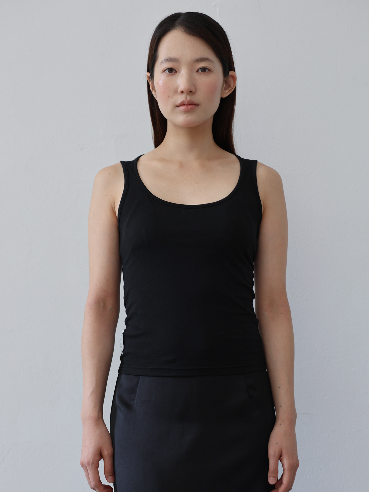 O-neck Sleeveless - black