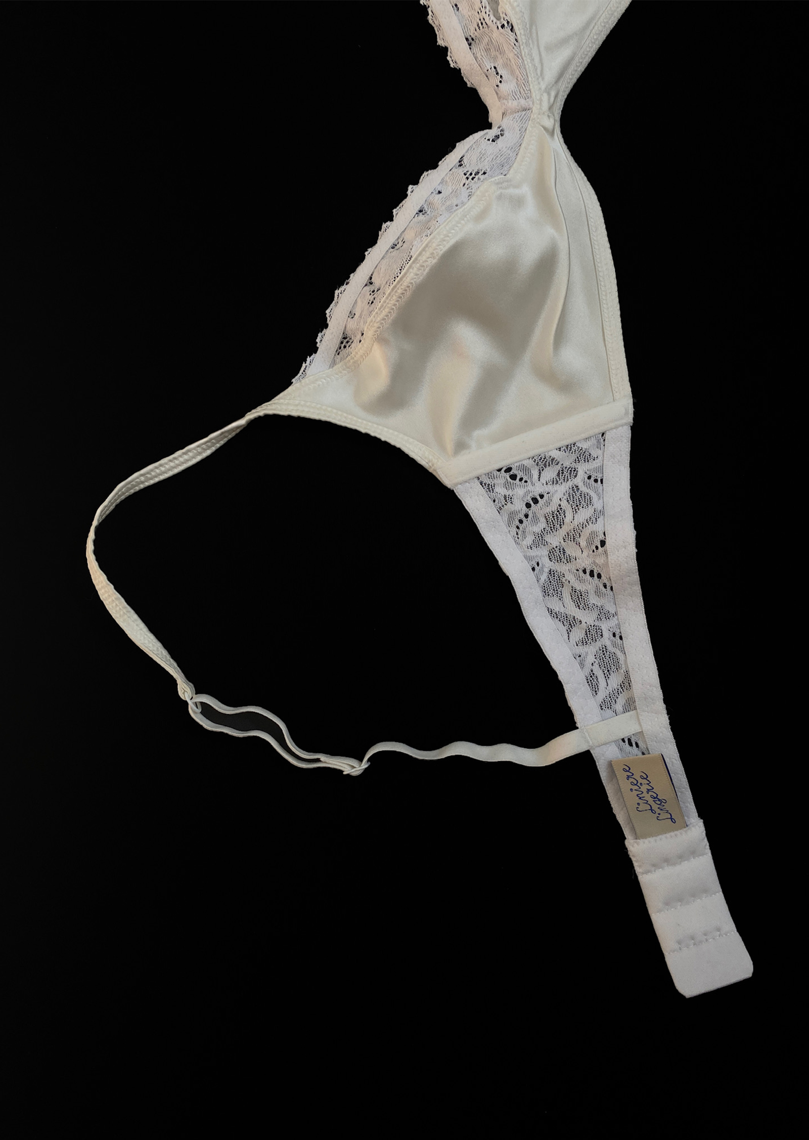 Kirsten Soft Bra - bridal white (사진 가격 사이즈 소재 수정필요)