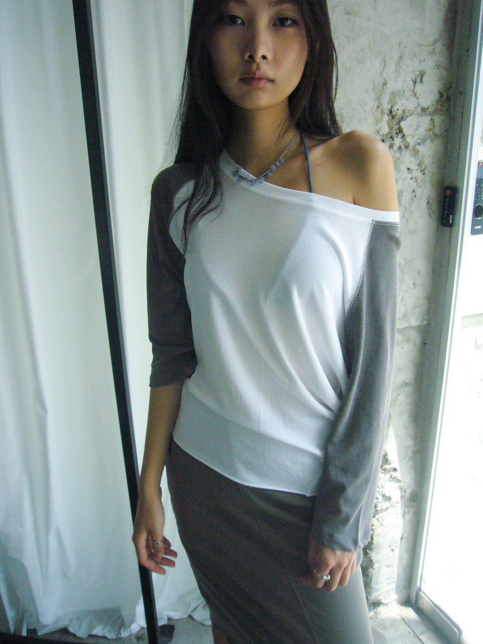 El Raglan T - charcoal
