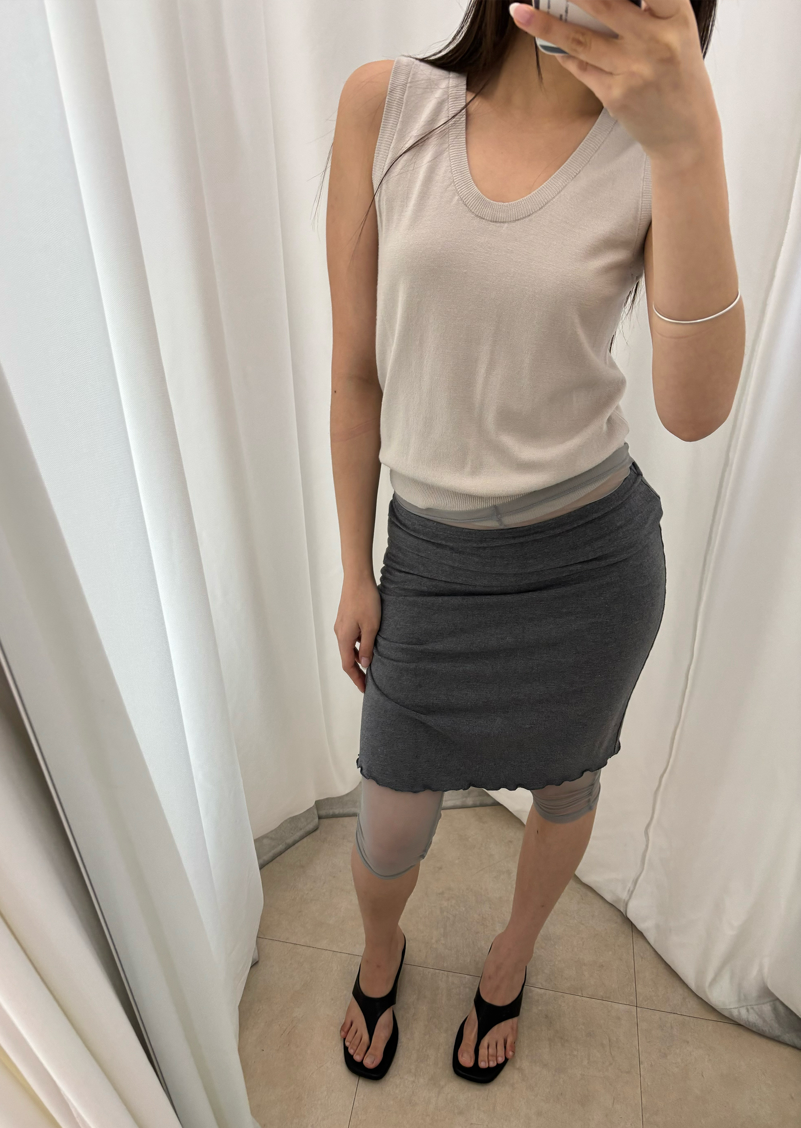 Sheer Capri Tights - pale / 7월 21일 출고