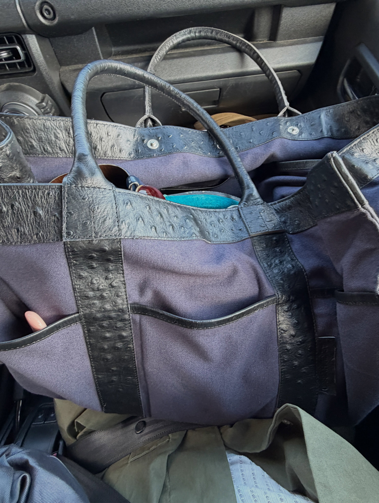 [Pre-order] Carry Bag - navy/black