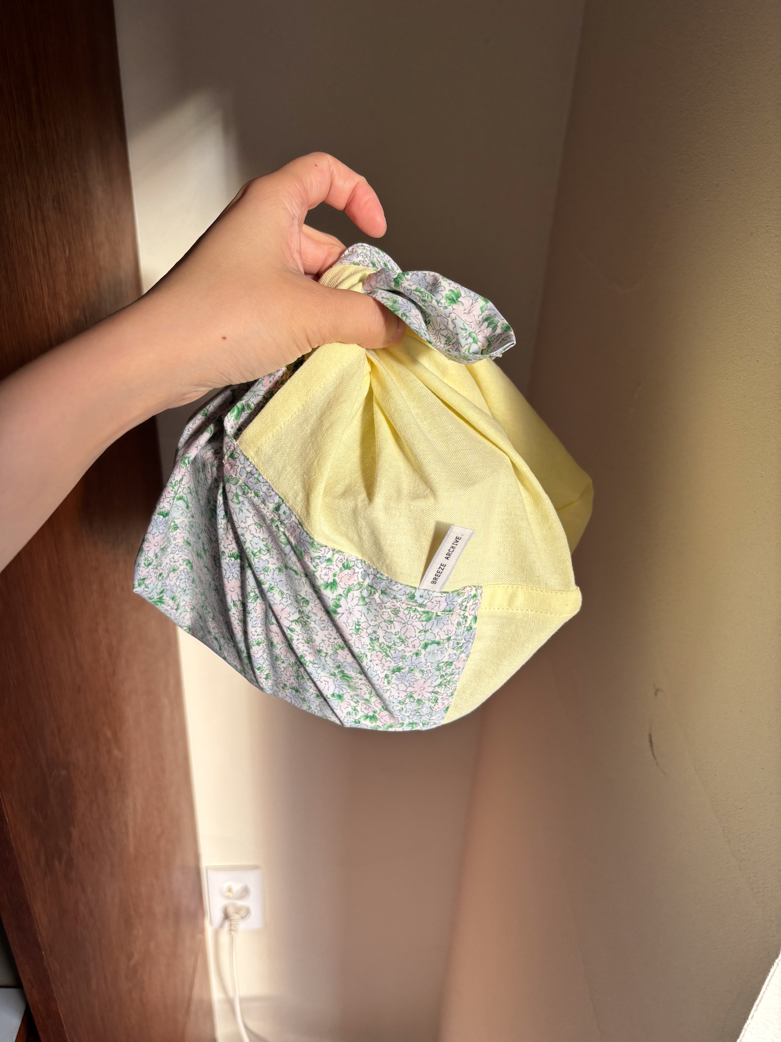 Lunch Box Cloth - yellow/flower, large